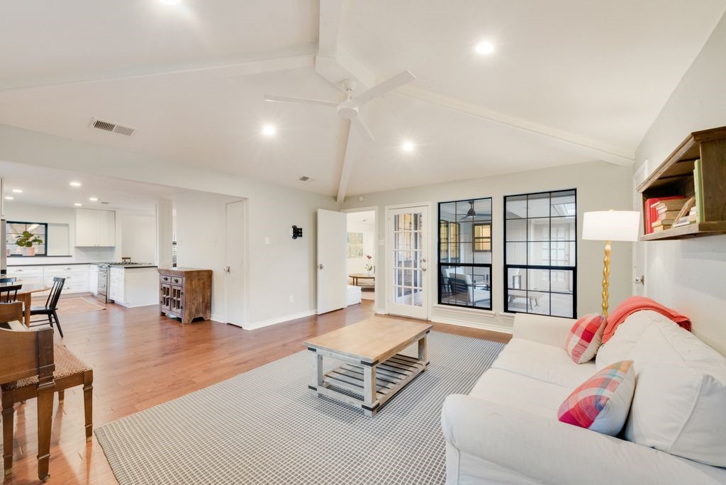1113 Chesterton Drive