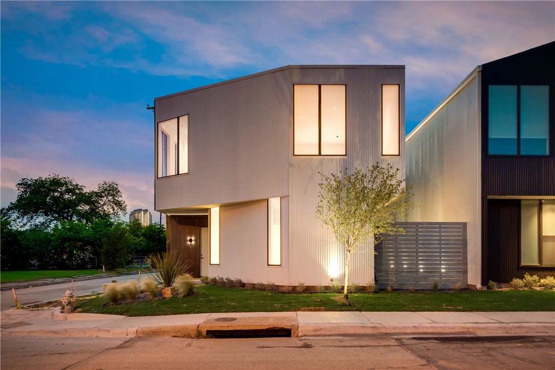 1504 Burlew Street 4