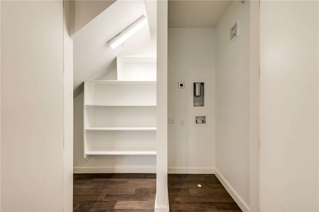 4620 Munger Avenue 101