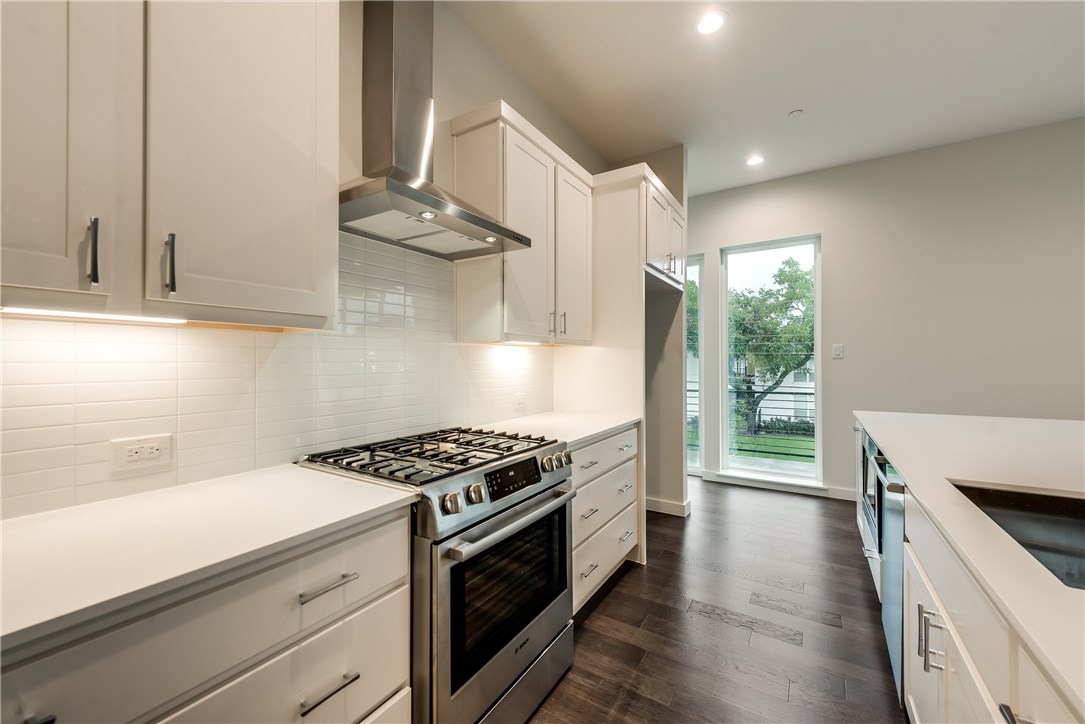 4620 Munger Avenue 101