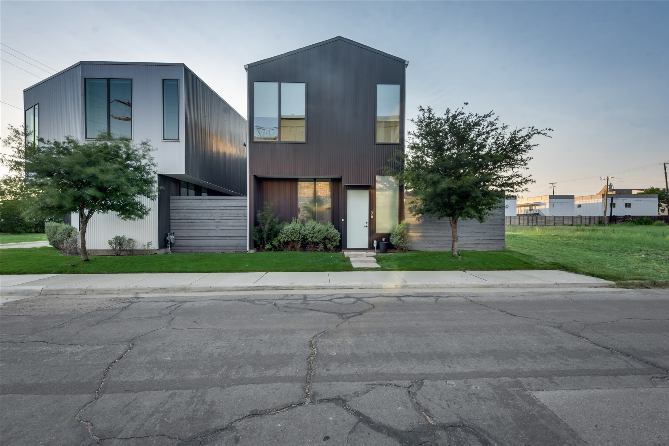 1504 Burlew Street 5
