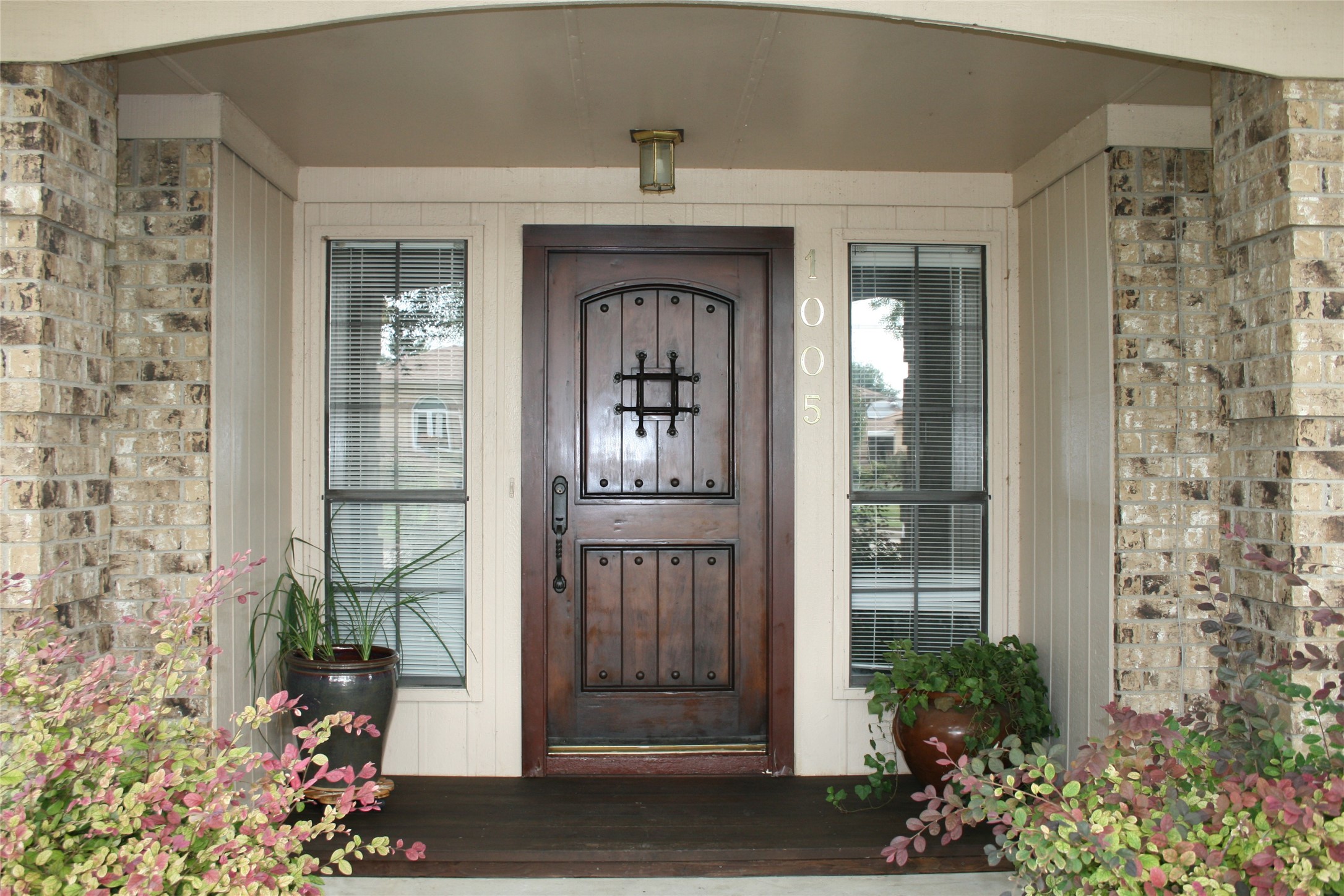 1005 Summertree Circle