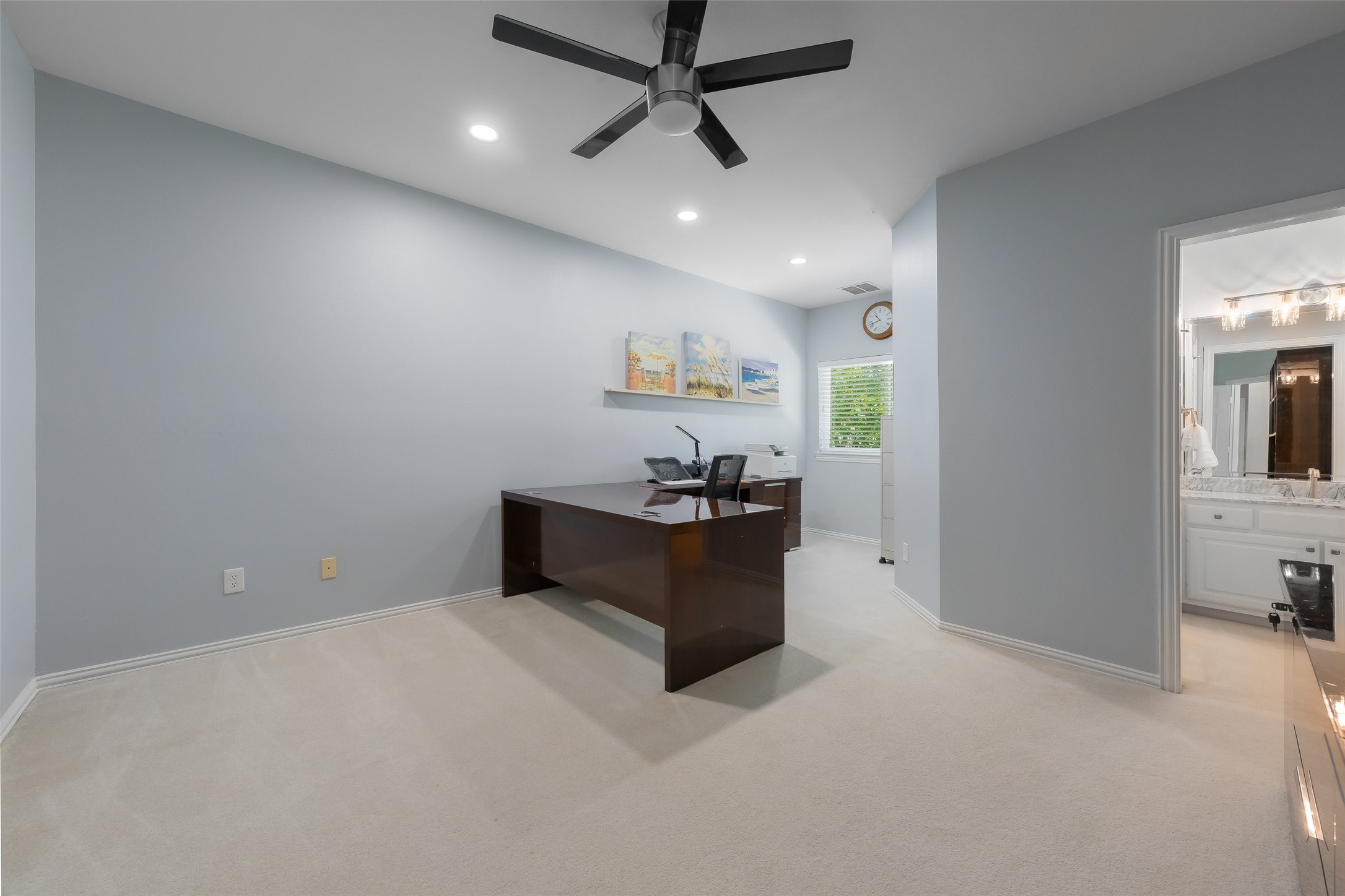5617 Lindsey Drive