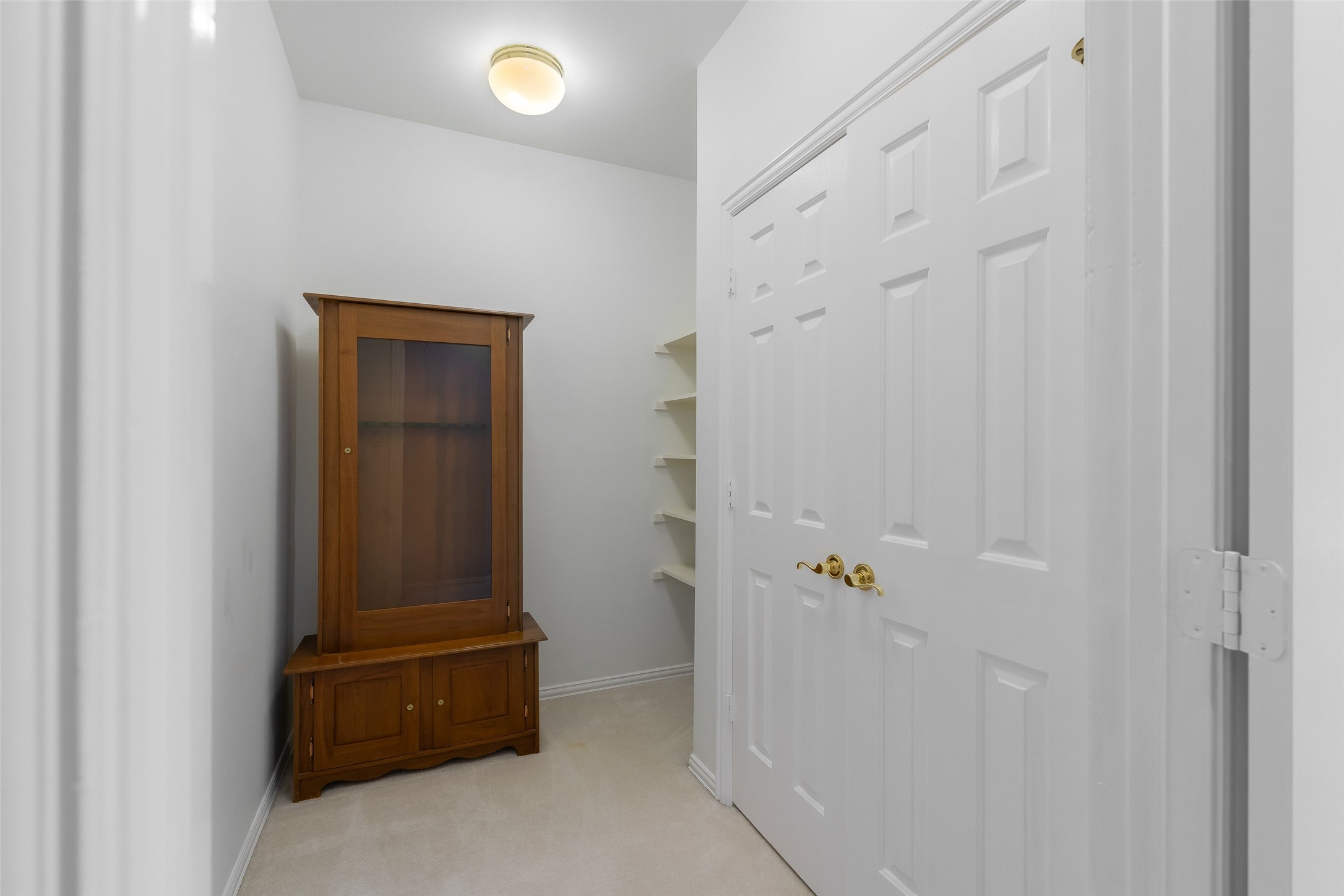 5617 Lindsey Drive