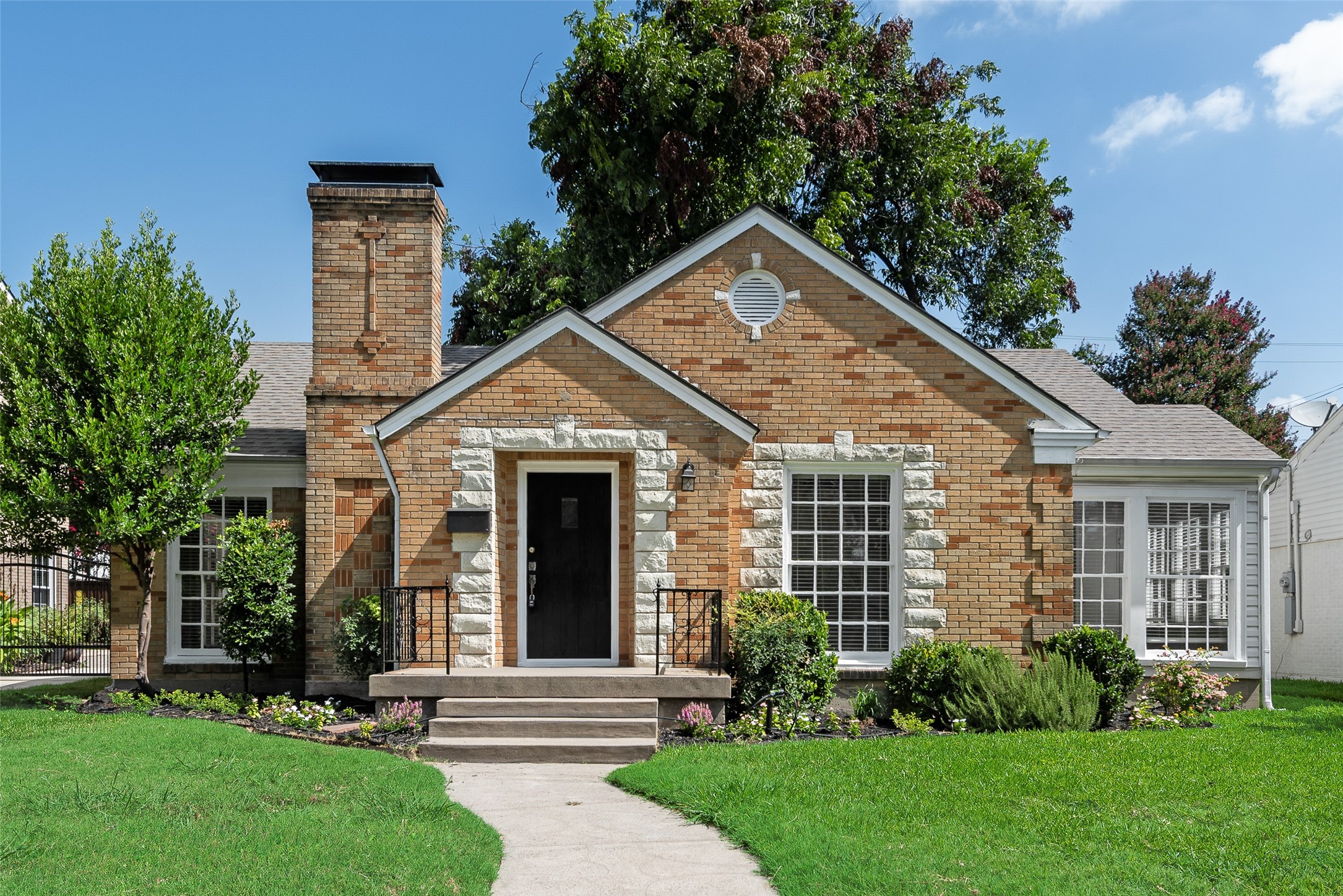 6055 Ellsworth Avenue