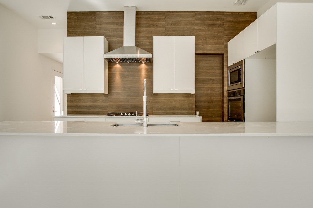 5801 Bryan Parkway