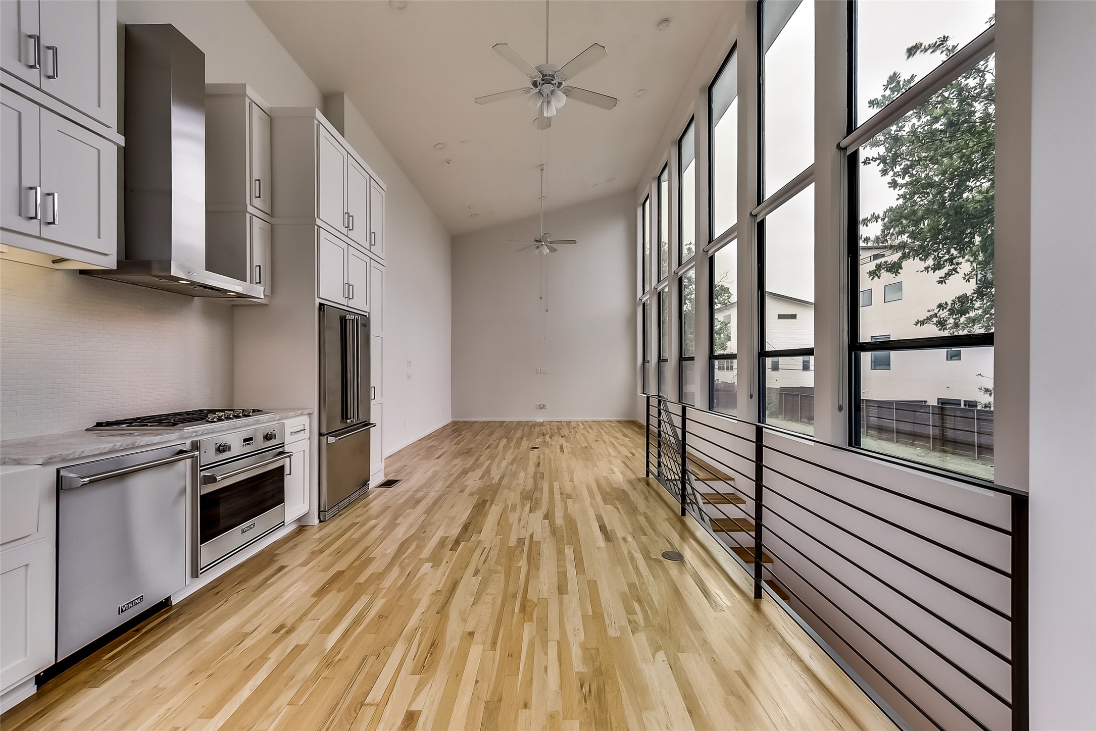 1839 Summit Avenue 1