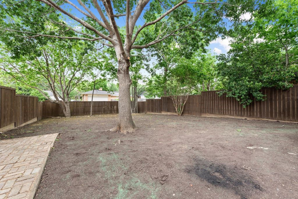 13427 Purple Sage Road