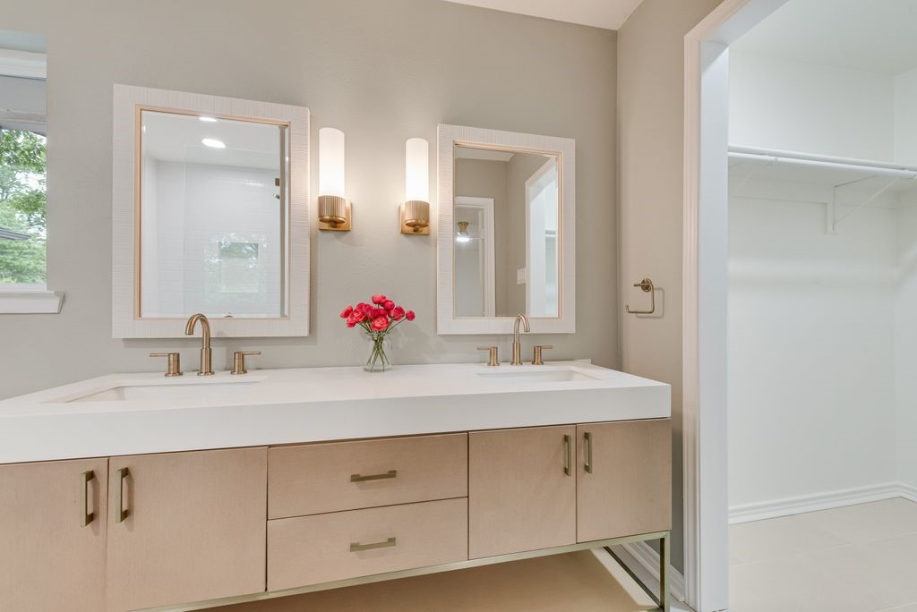 13427 Purple Sage Road