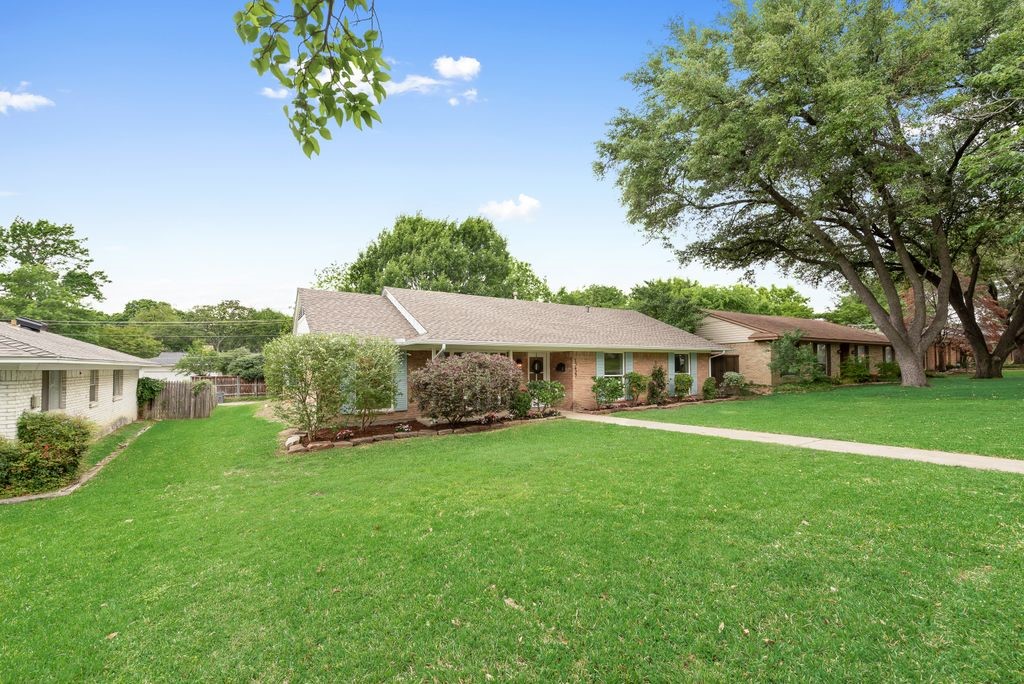 13427 Purple Sage Road