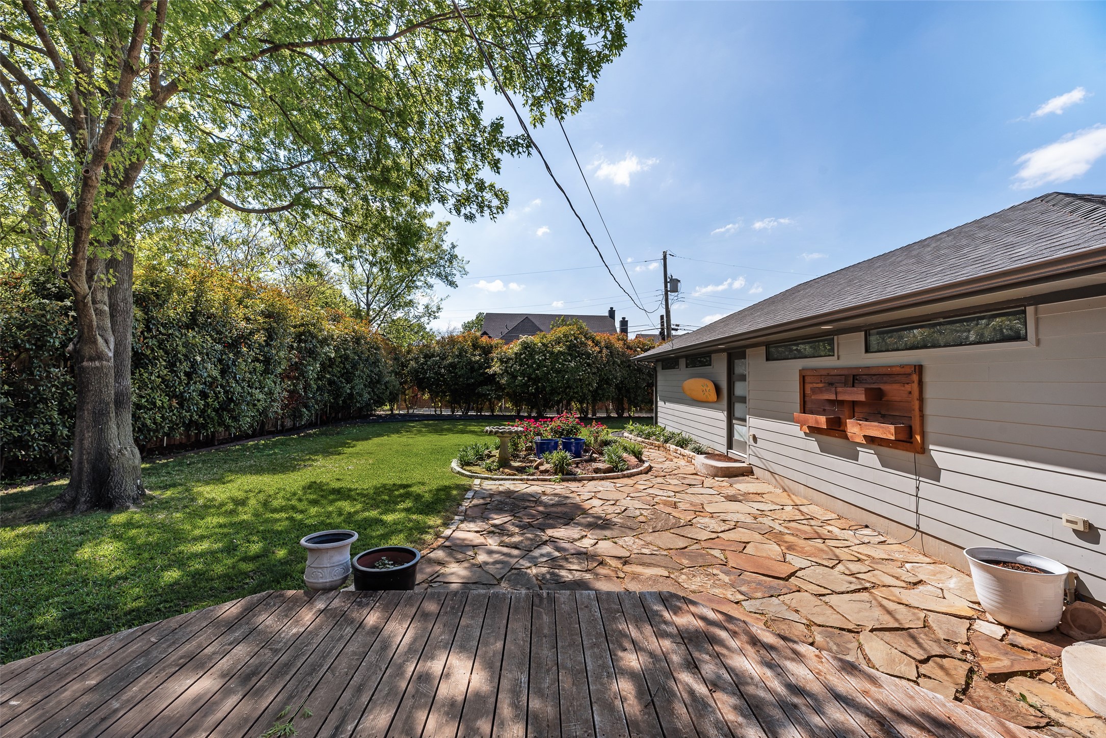 9911 Hurley Way
