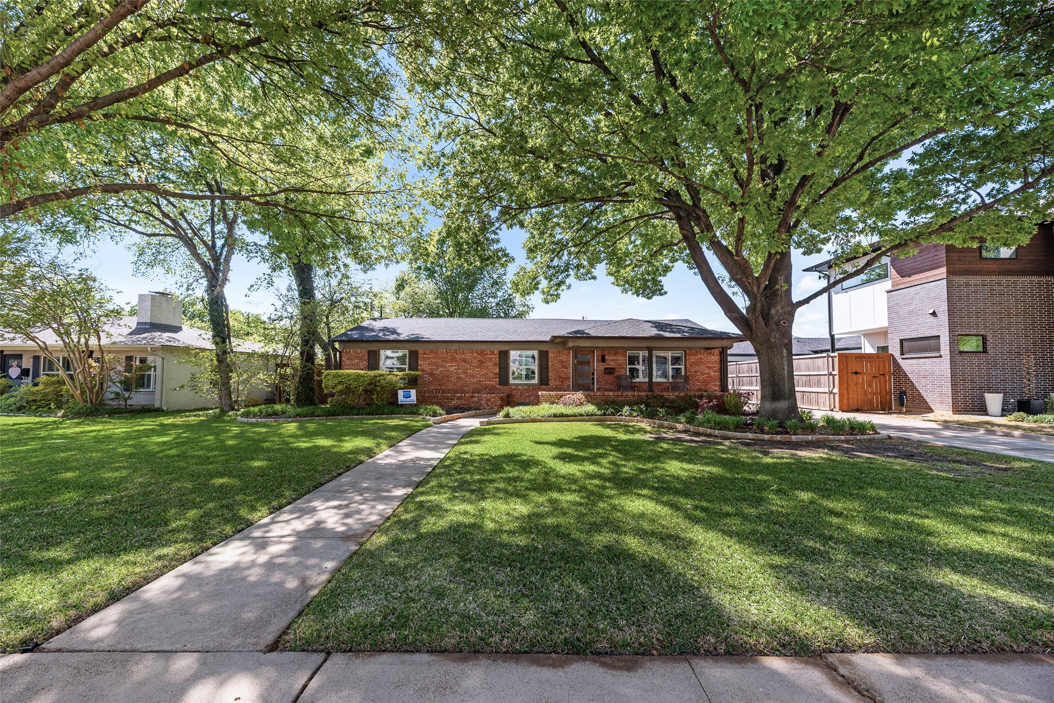9911 Hurley Way