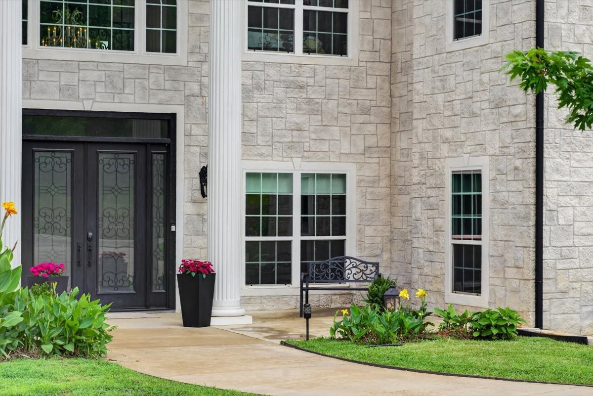 145 Private Road 52605