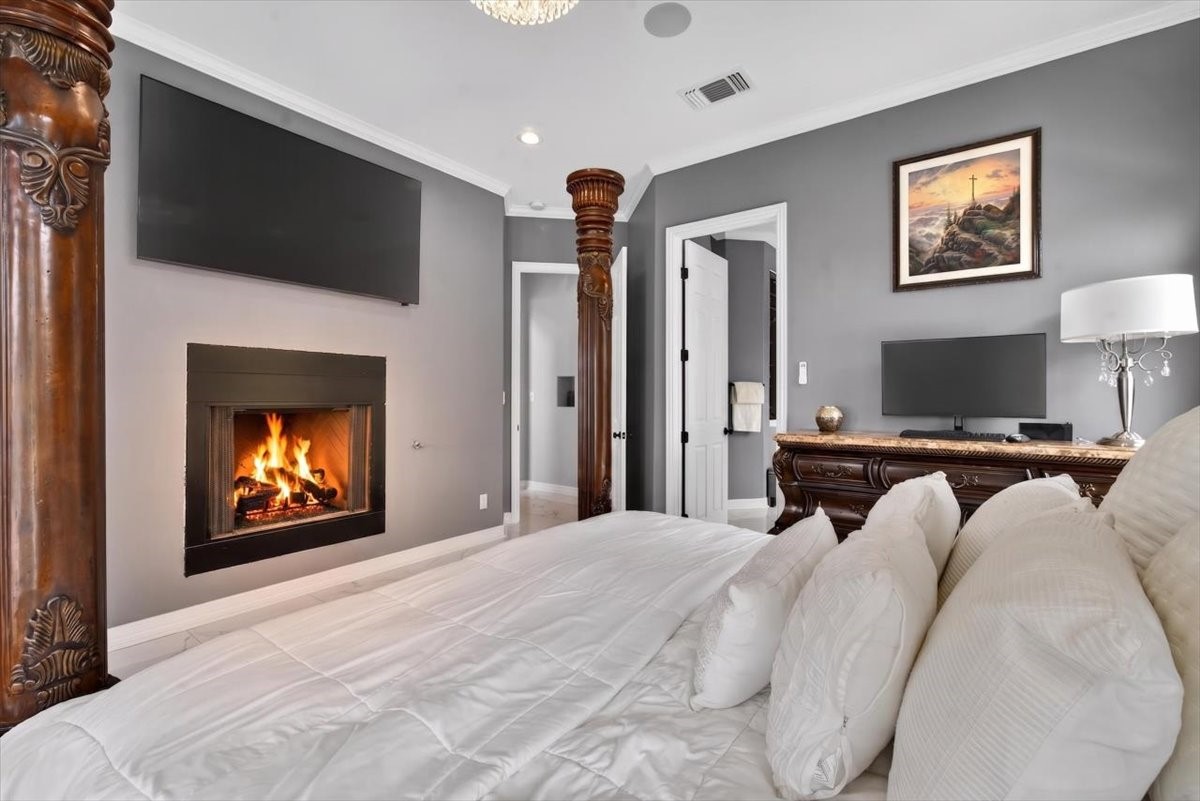 145 Private Road 52605