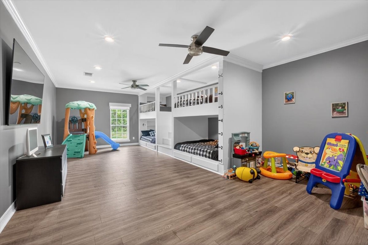 145 Private Road 52605