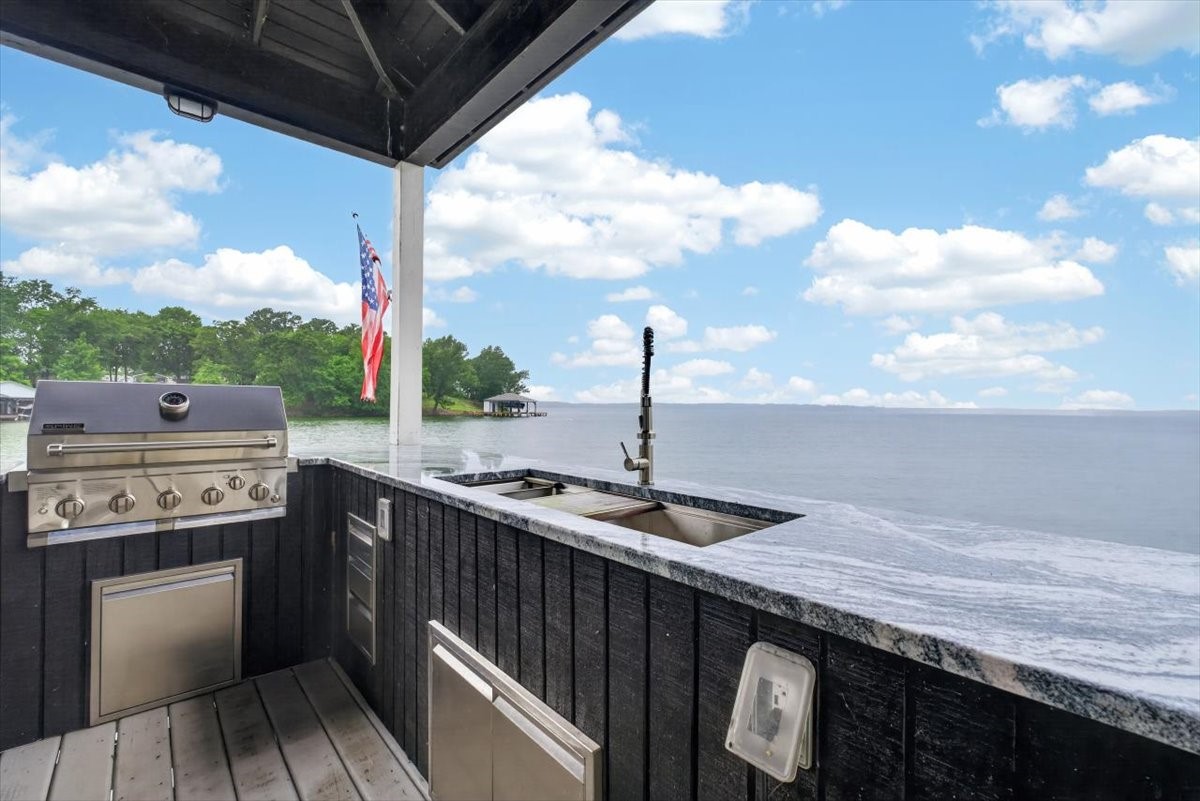 145 Private Road 52605