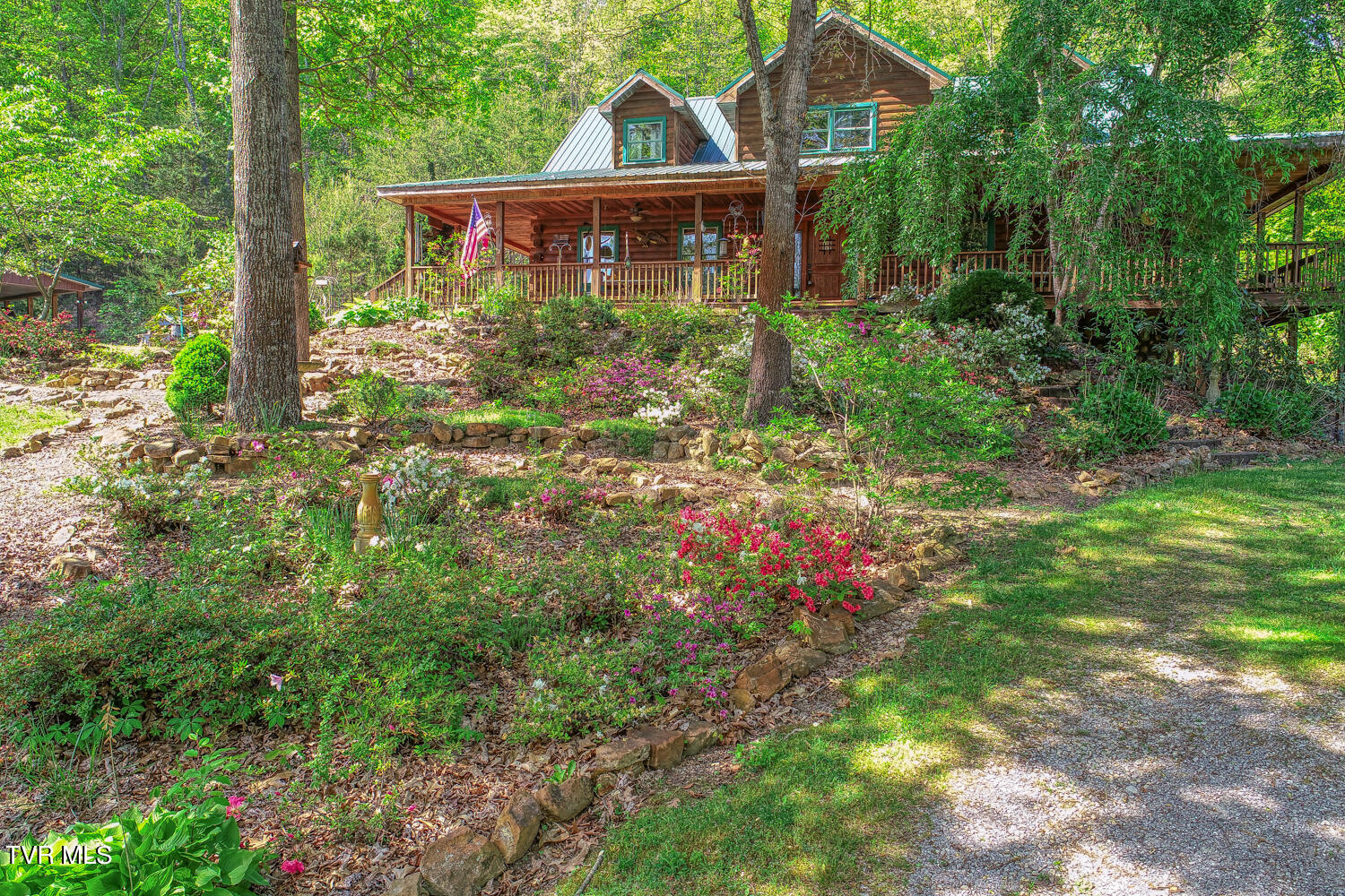 1585 Poor Valley Road