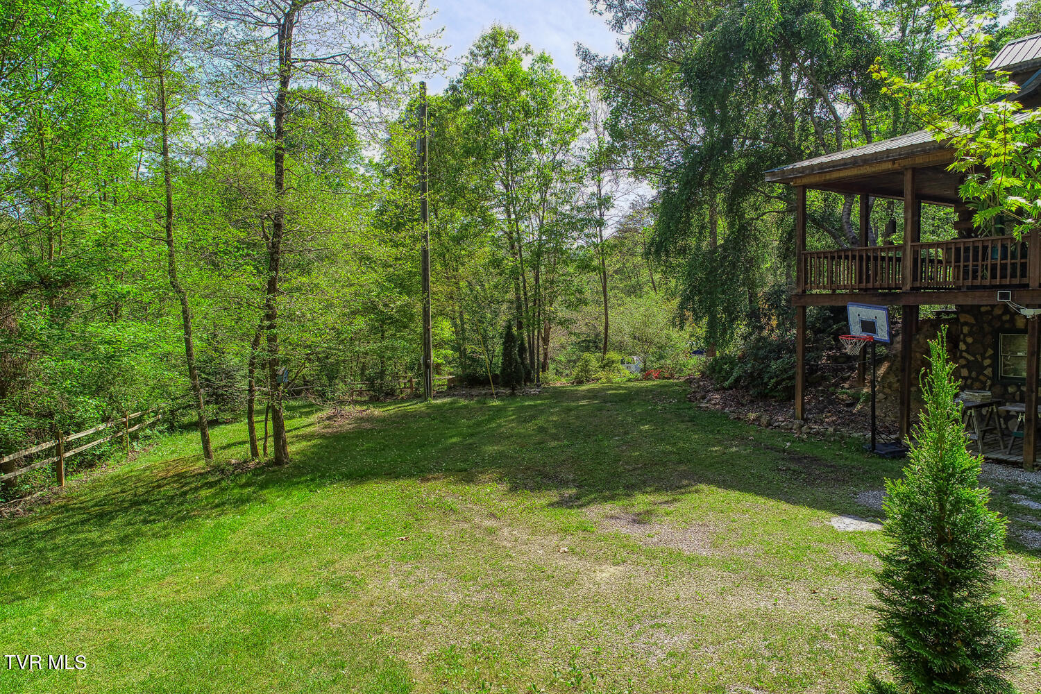 1585 Poor Valley Road