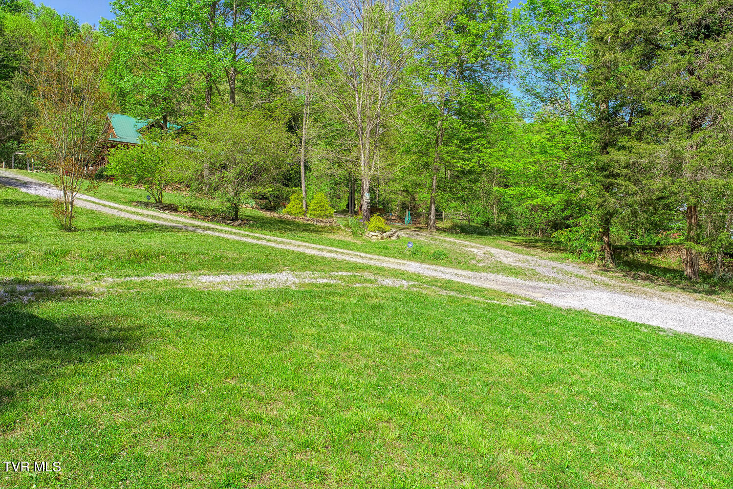 1585 Poor Valley Road
