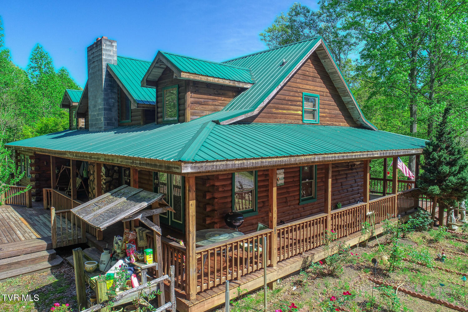 1585 Poor Valley Road