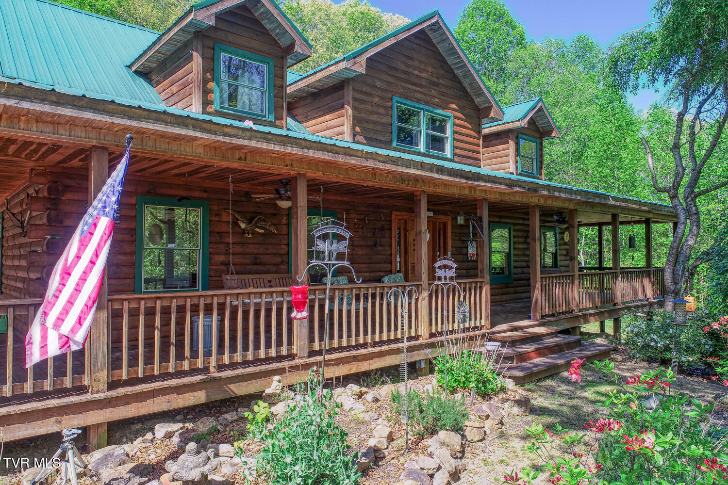 1585 Poor Valley Road