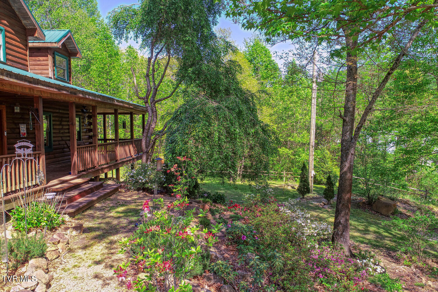 1585 Poor Valley Road