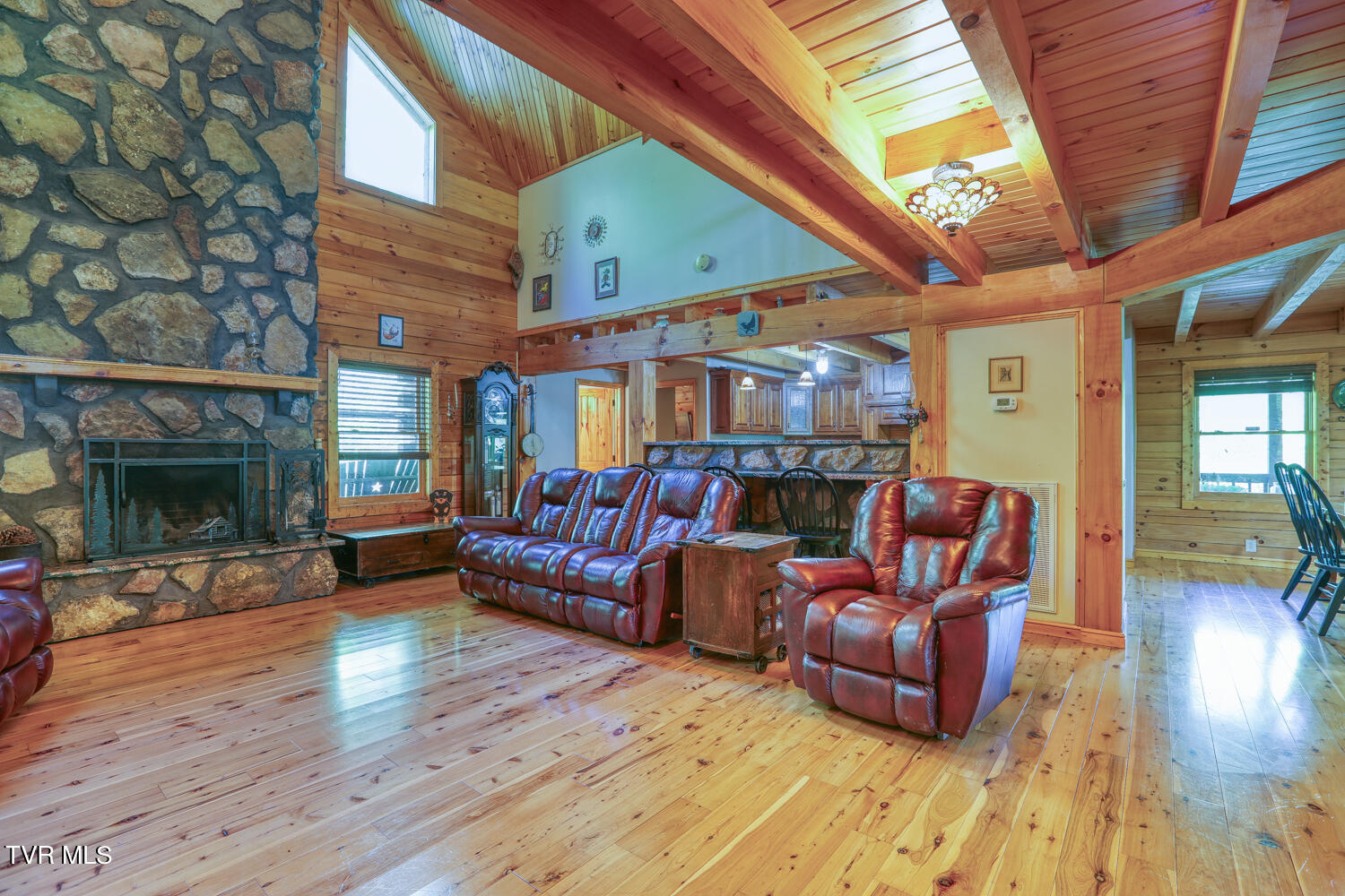 1585 Poor Valley Road