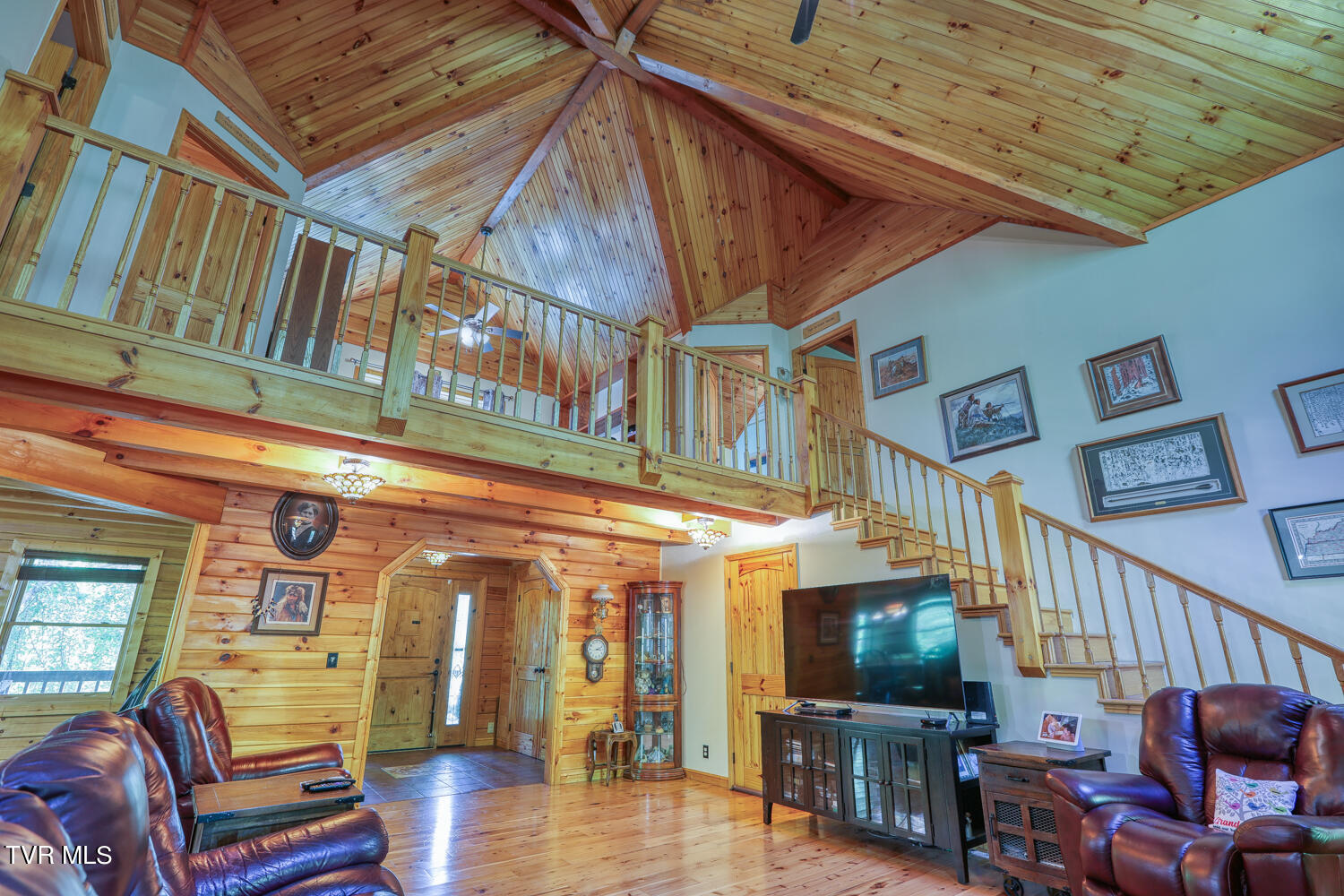 1585 Poor Valley Road