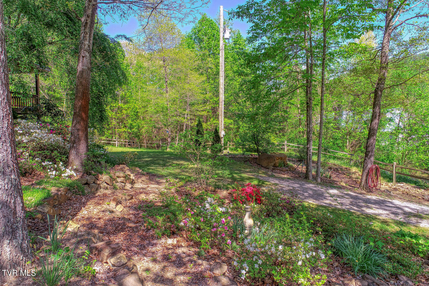 1585 Poor Valley Road