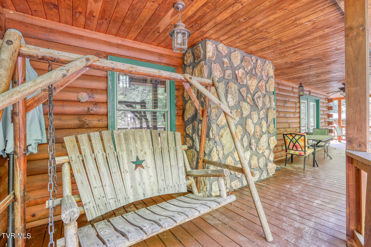 1585 Poor Valley Road