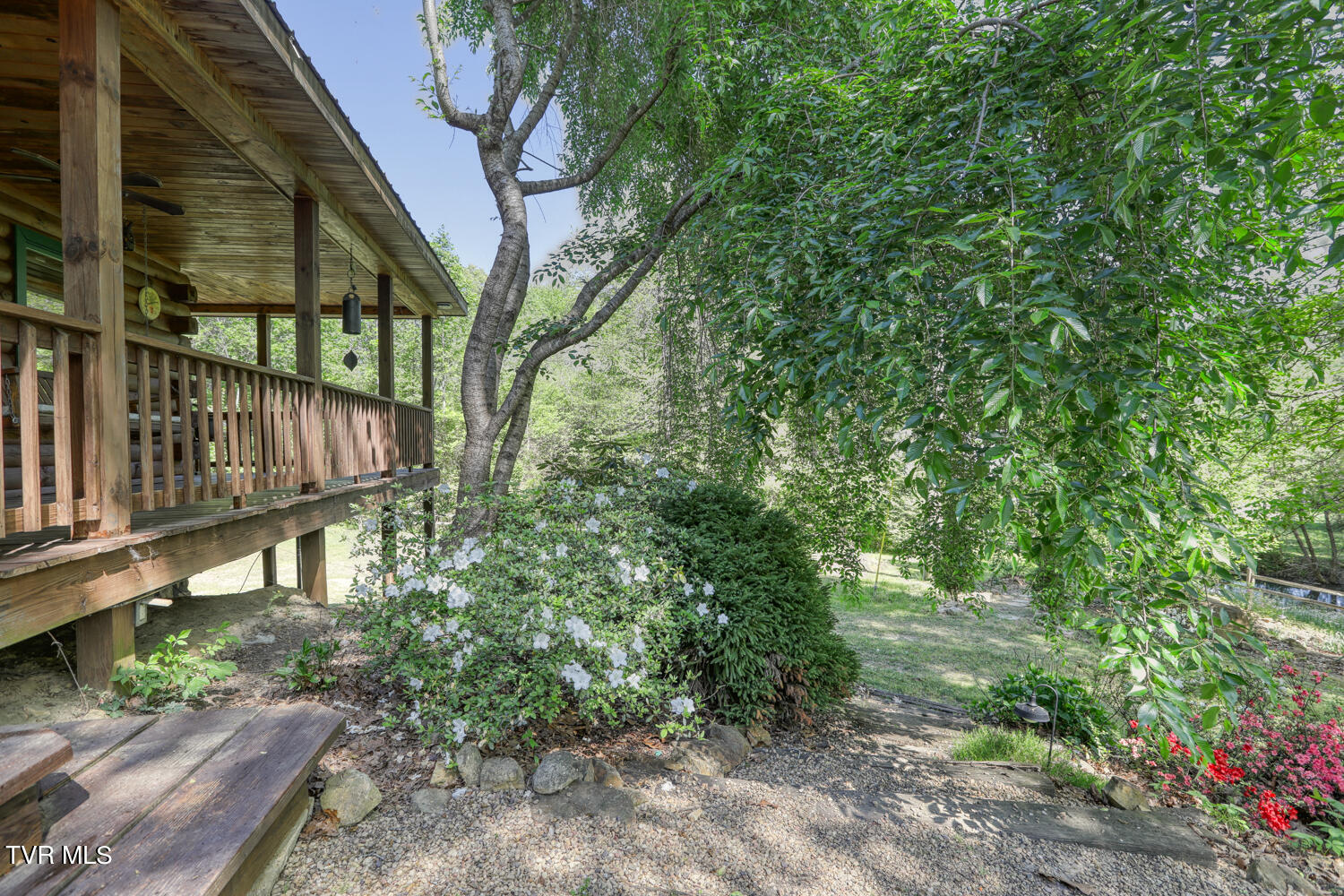 1585 Poor Valley Road