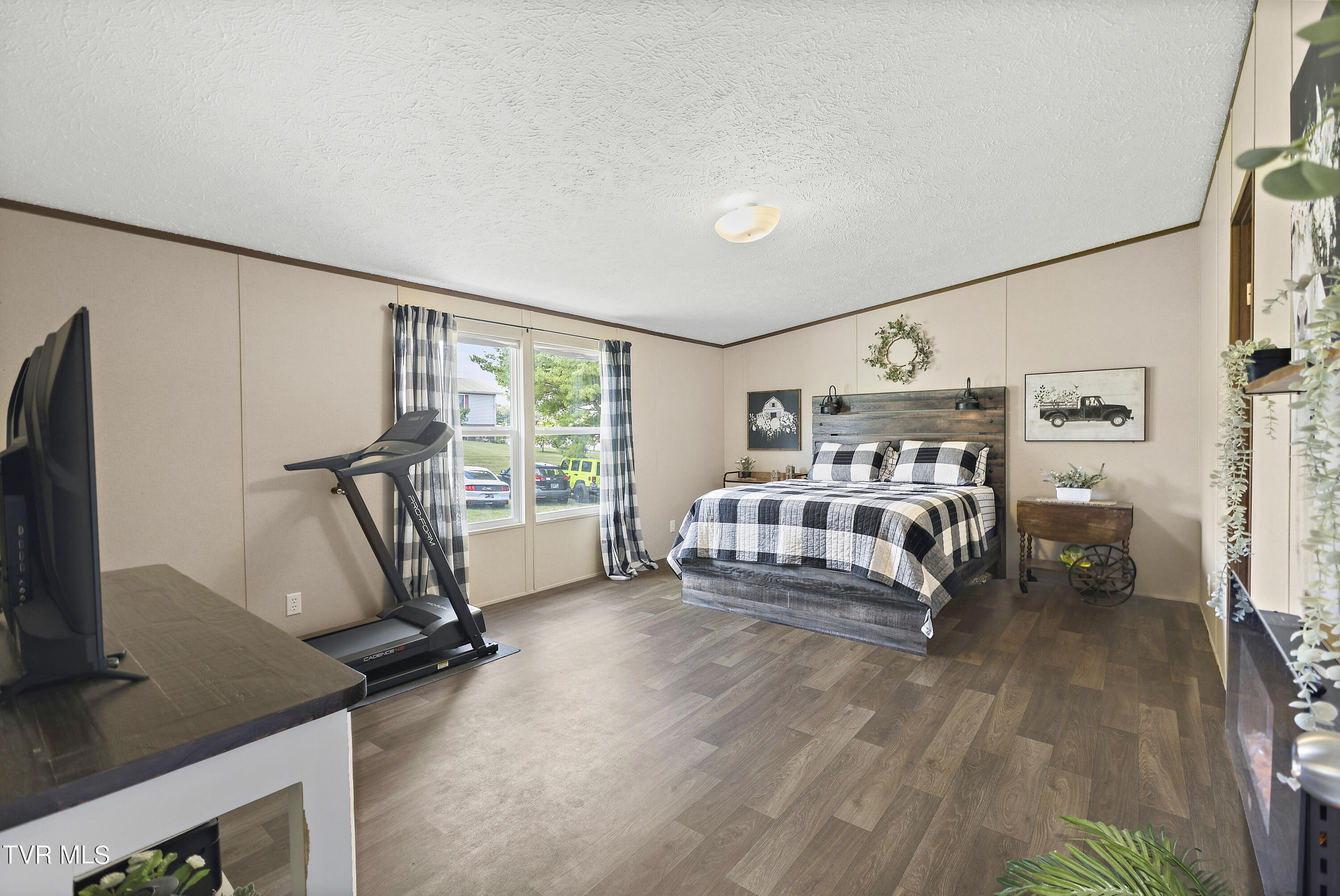 322 Sam Jenkins Road