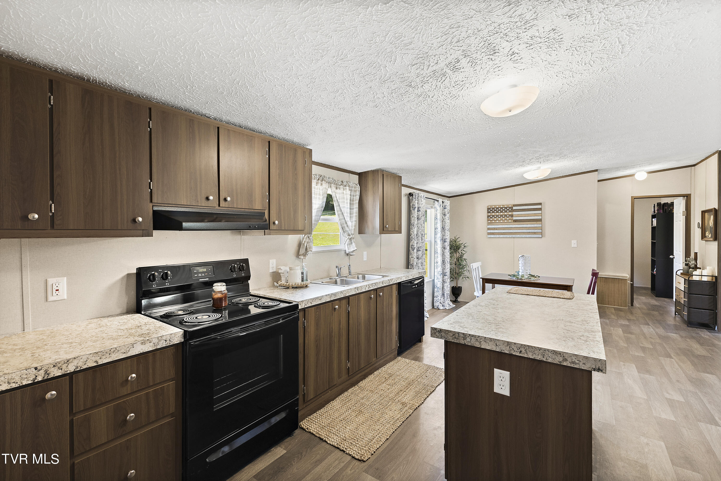 322 Sam Jenkins Road