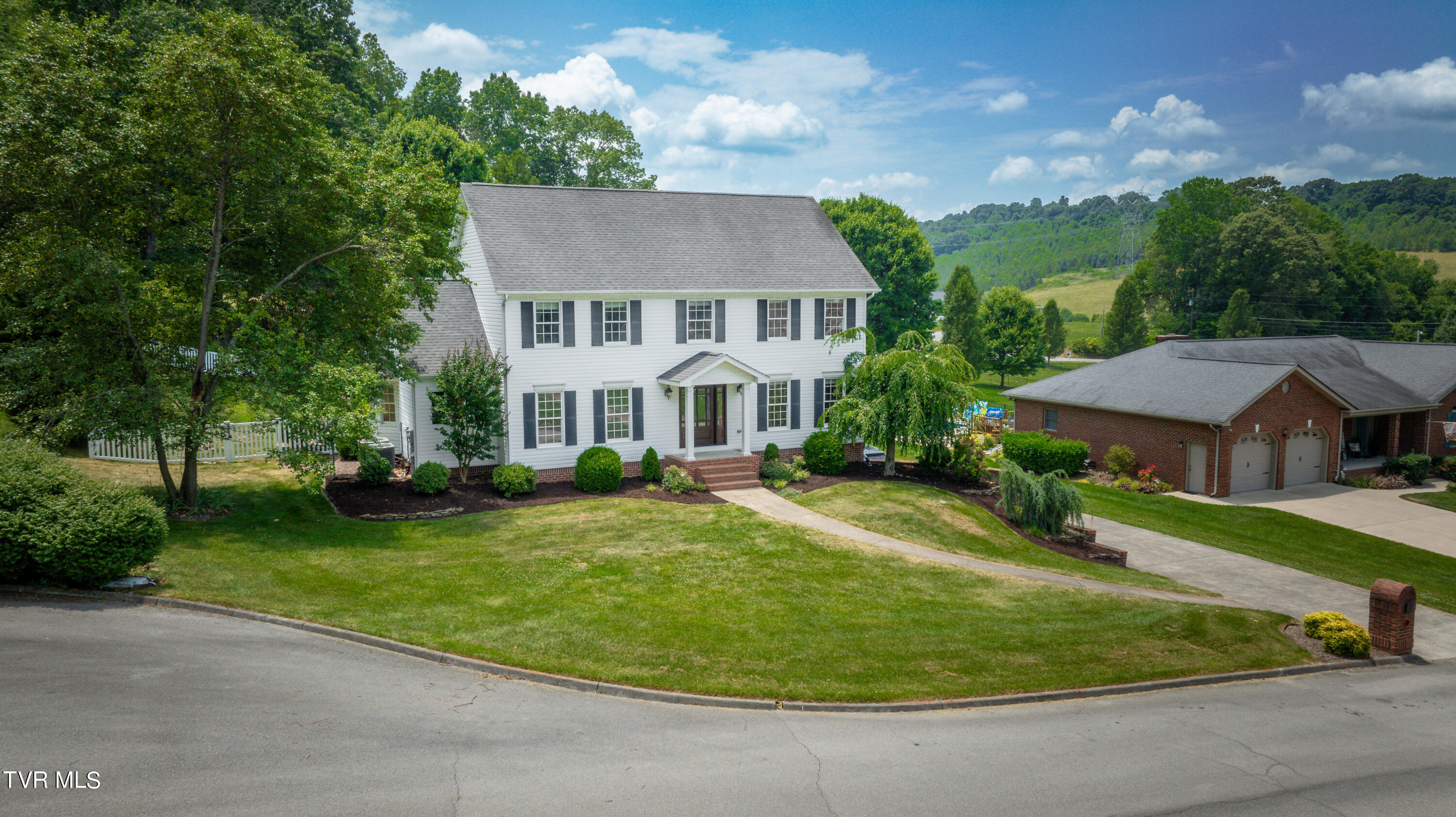 108 Pickens Court