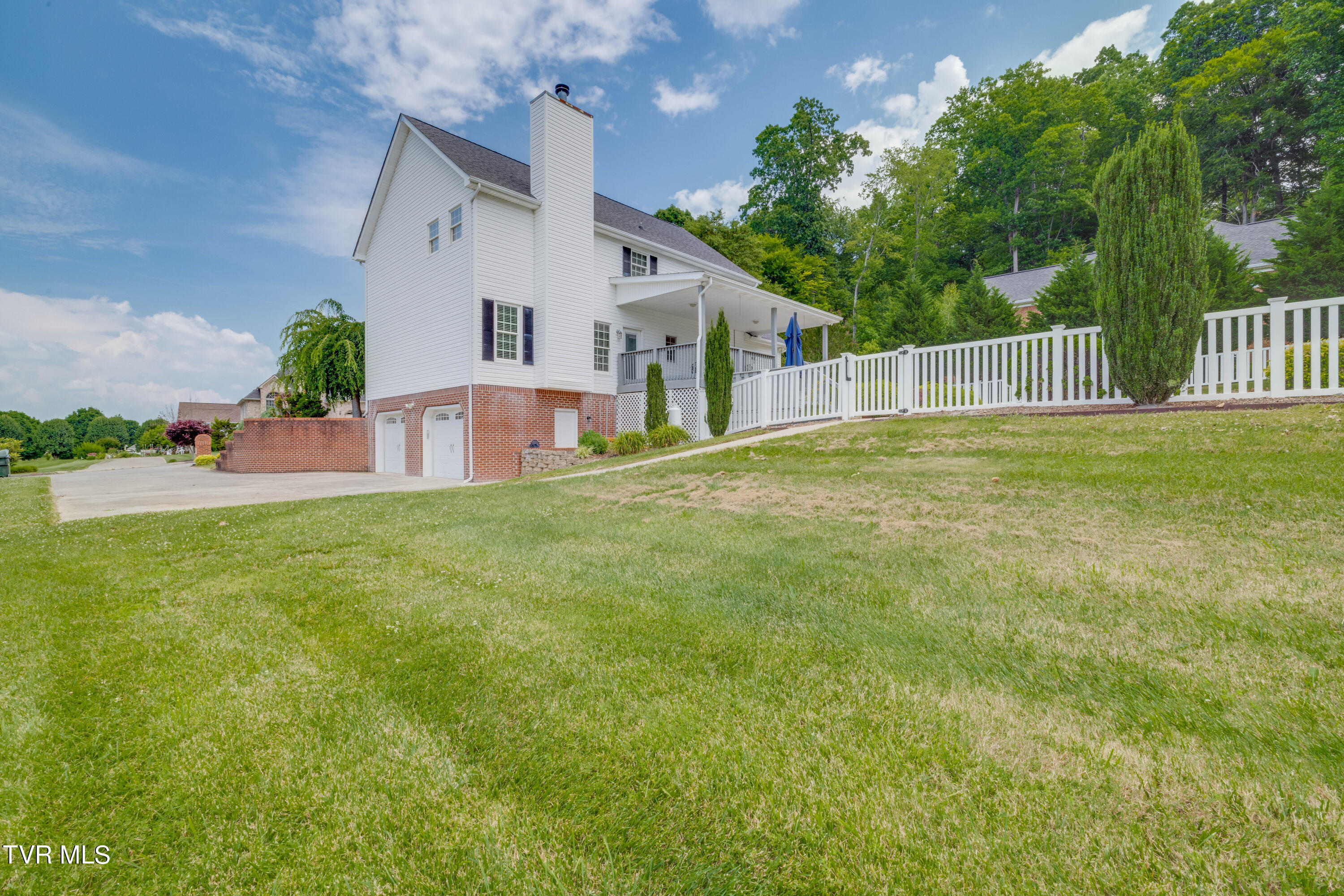108 Pickens Court