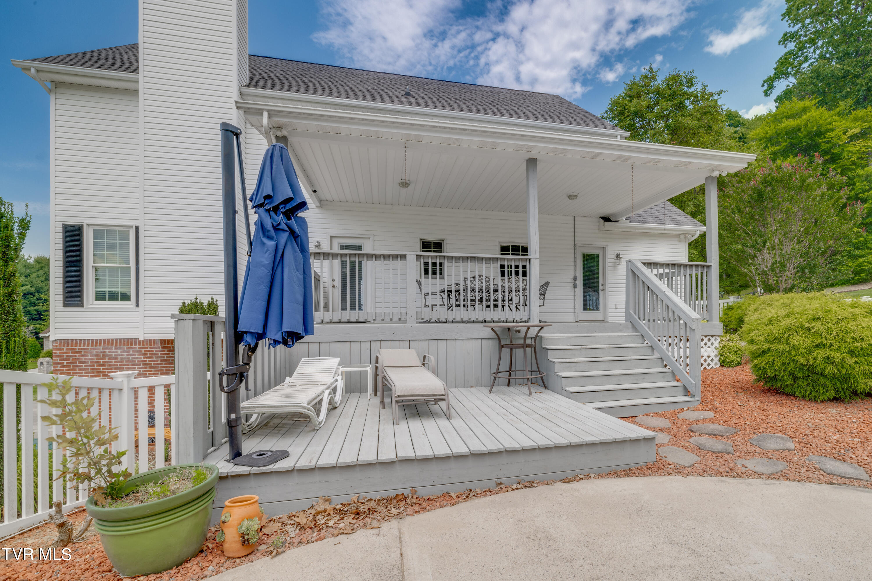 108 Pickens Court