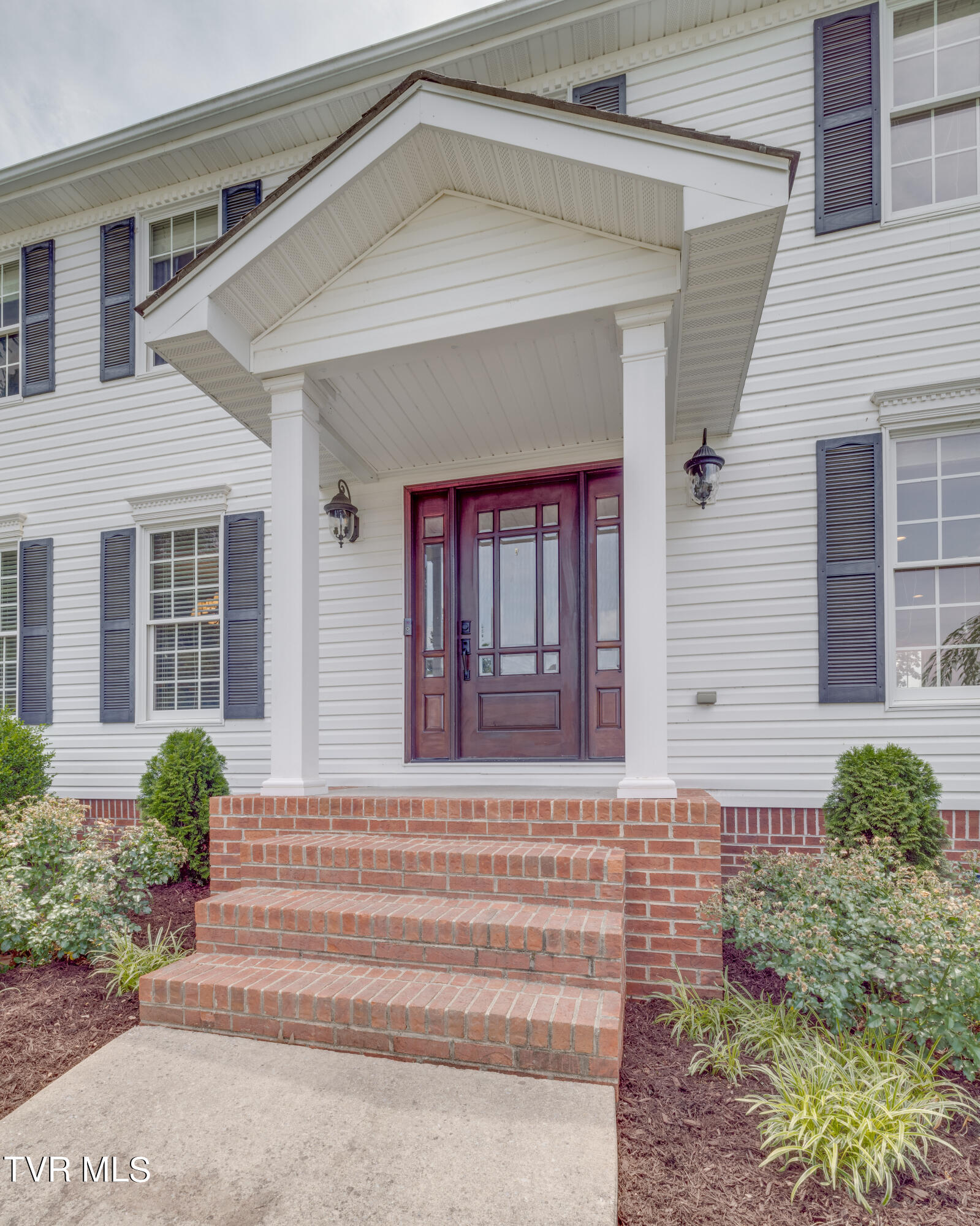 108 Pickens Court