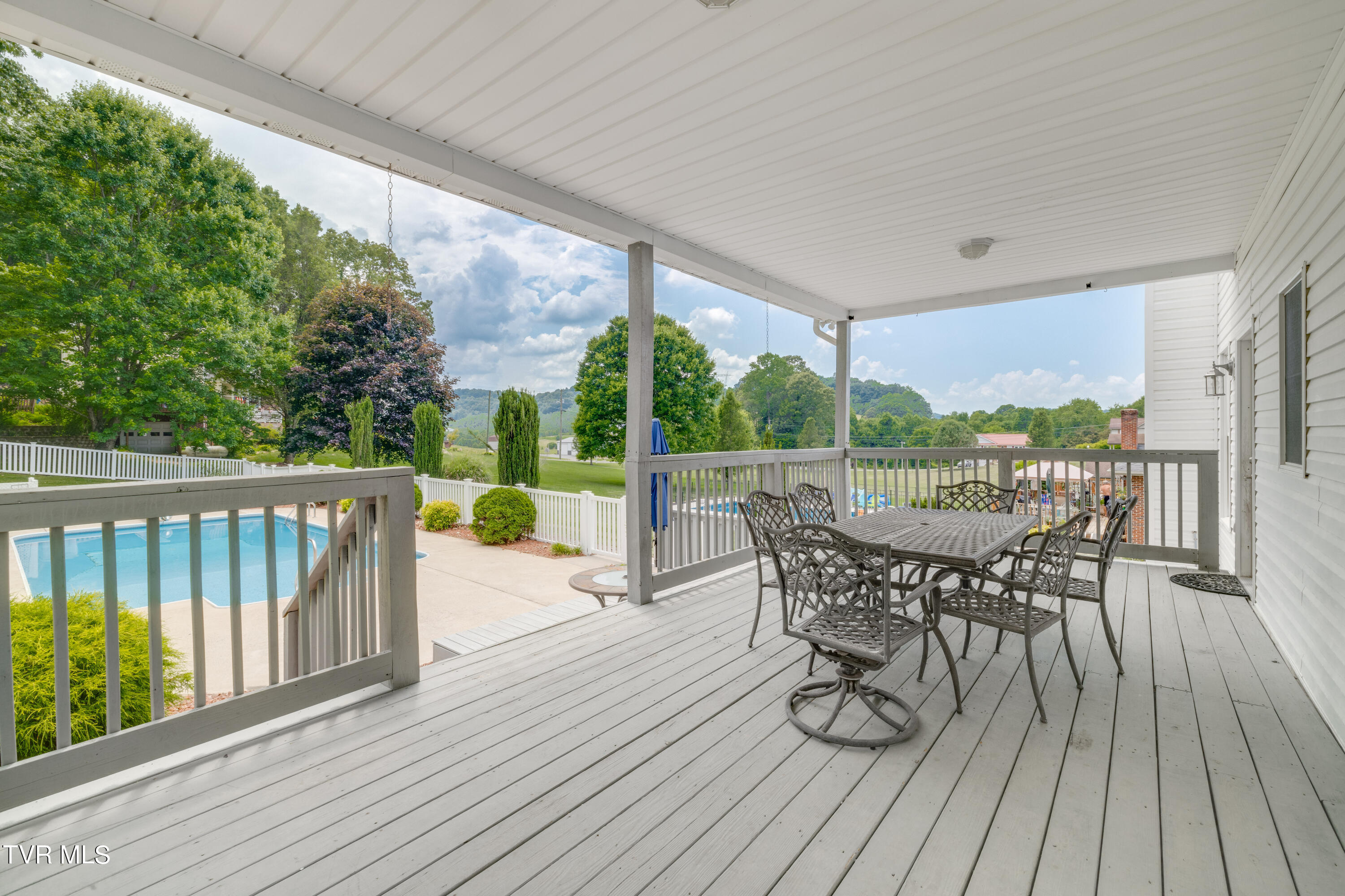 108 Pickens Court