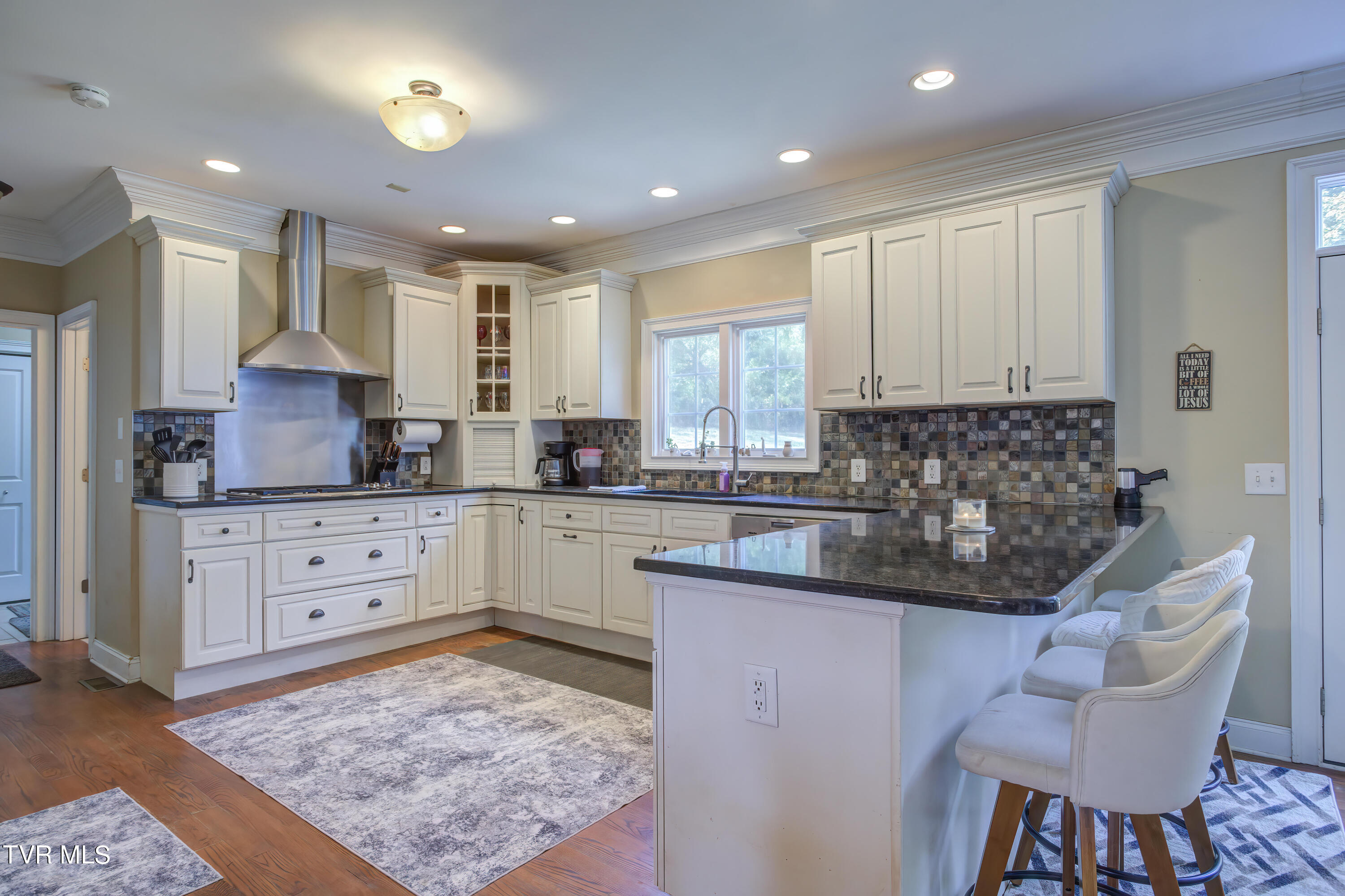 2463 Ap Carter Highway