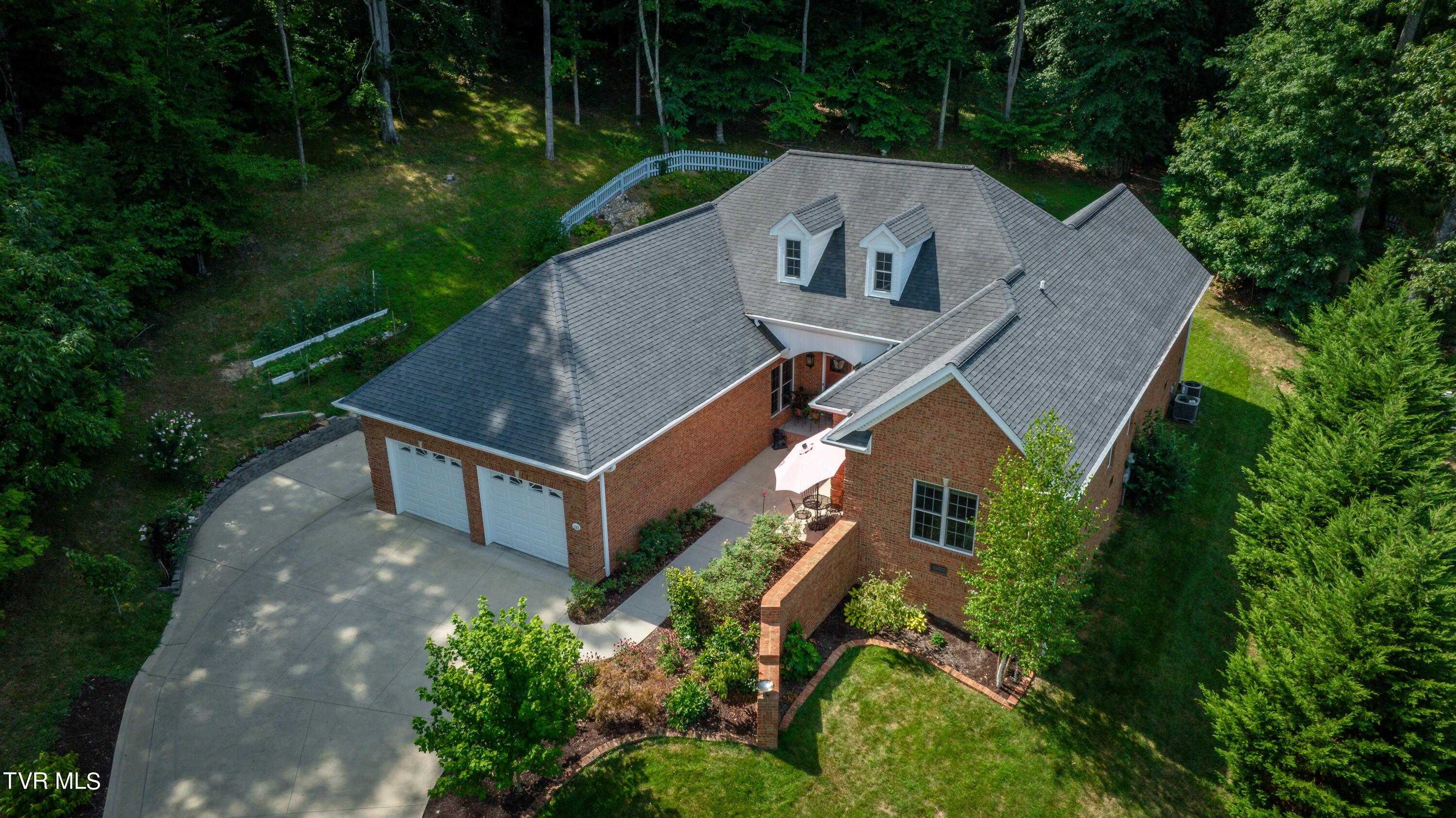 110 Pickens Court