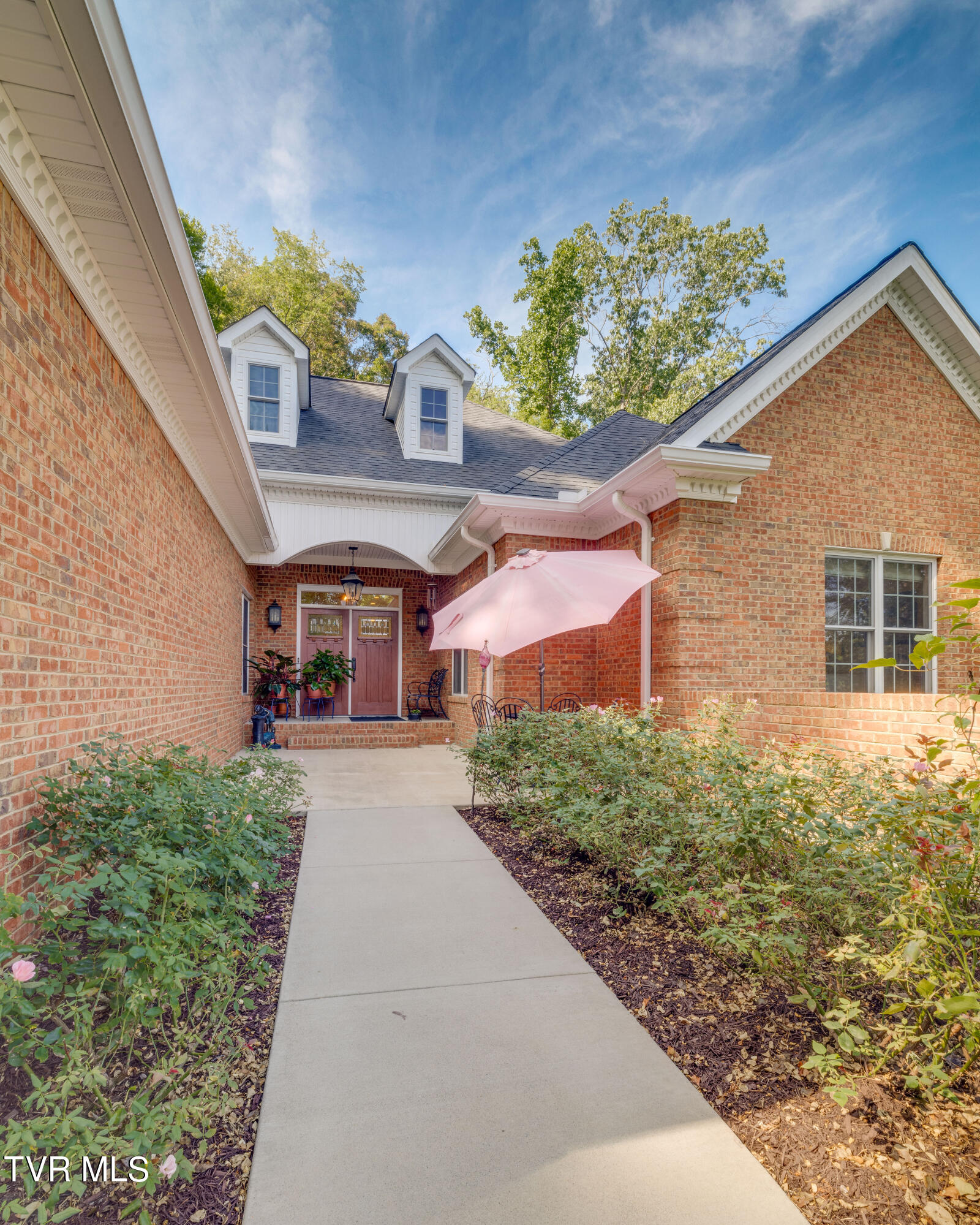 110 Pickens Court