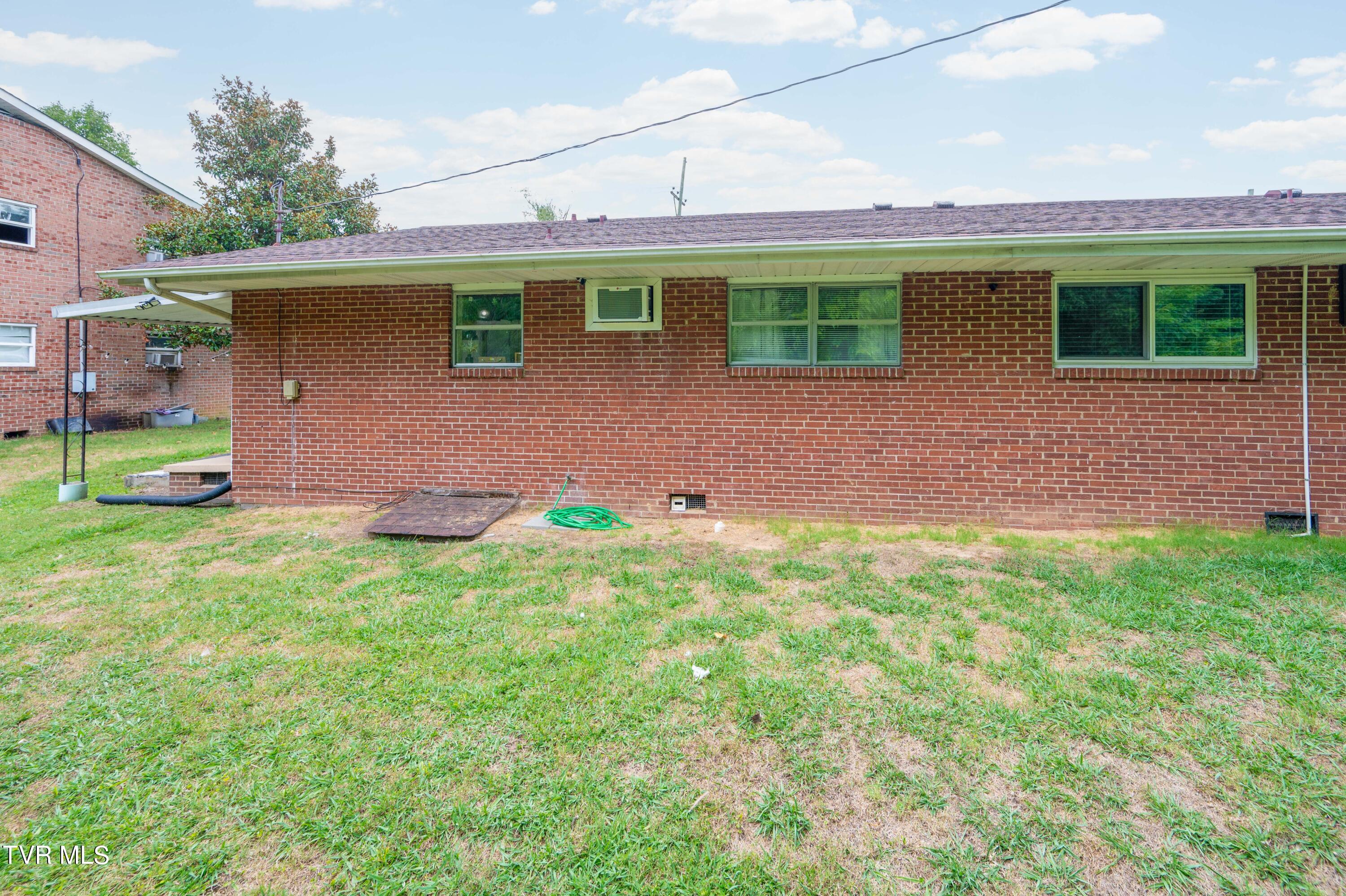 611 Lovedale Drive