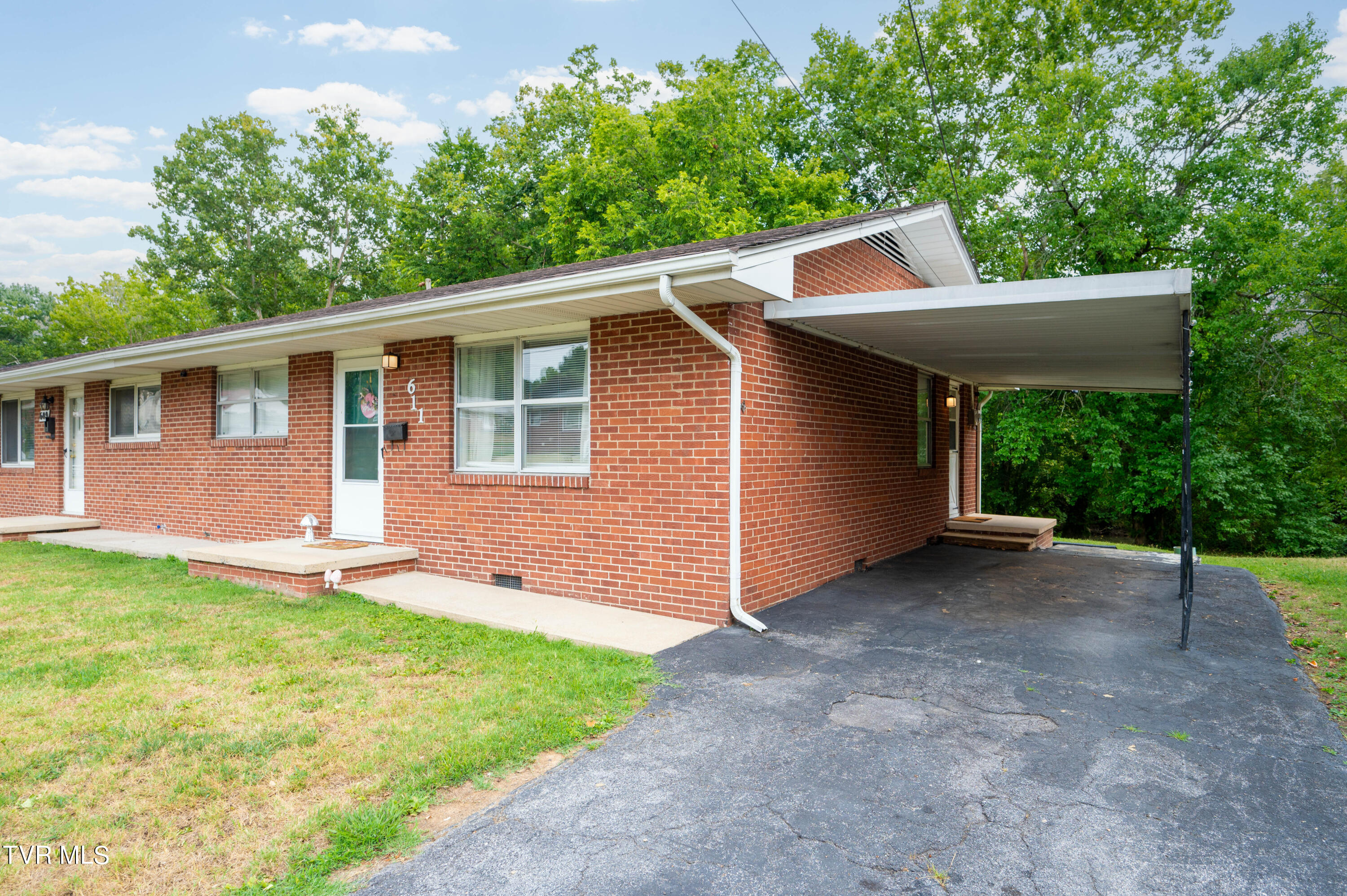 611 Lovedale Drive