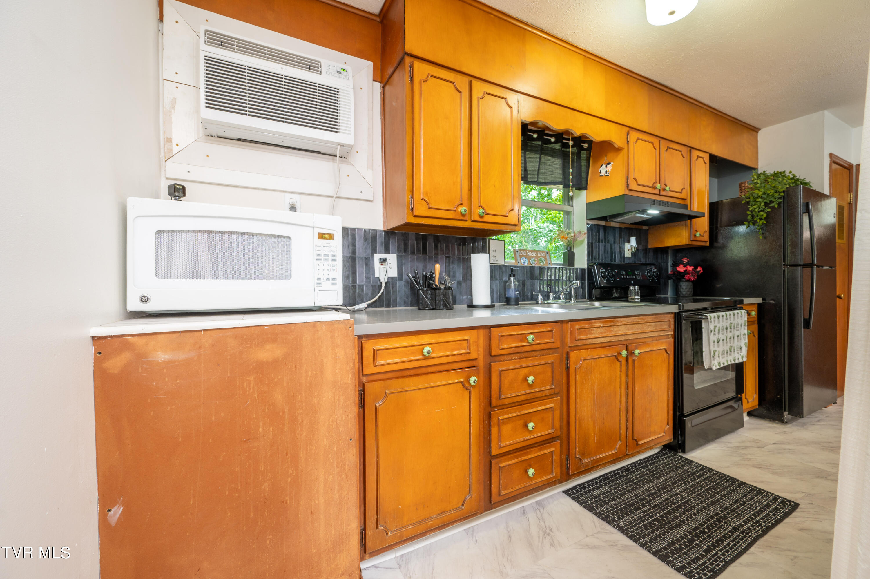 611 Lovedale Drive