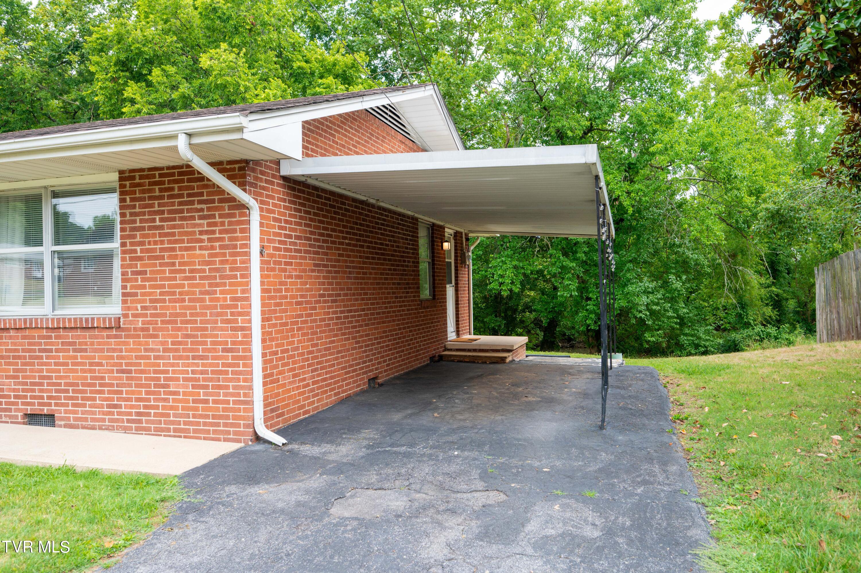 611 Lovedale Drive
