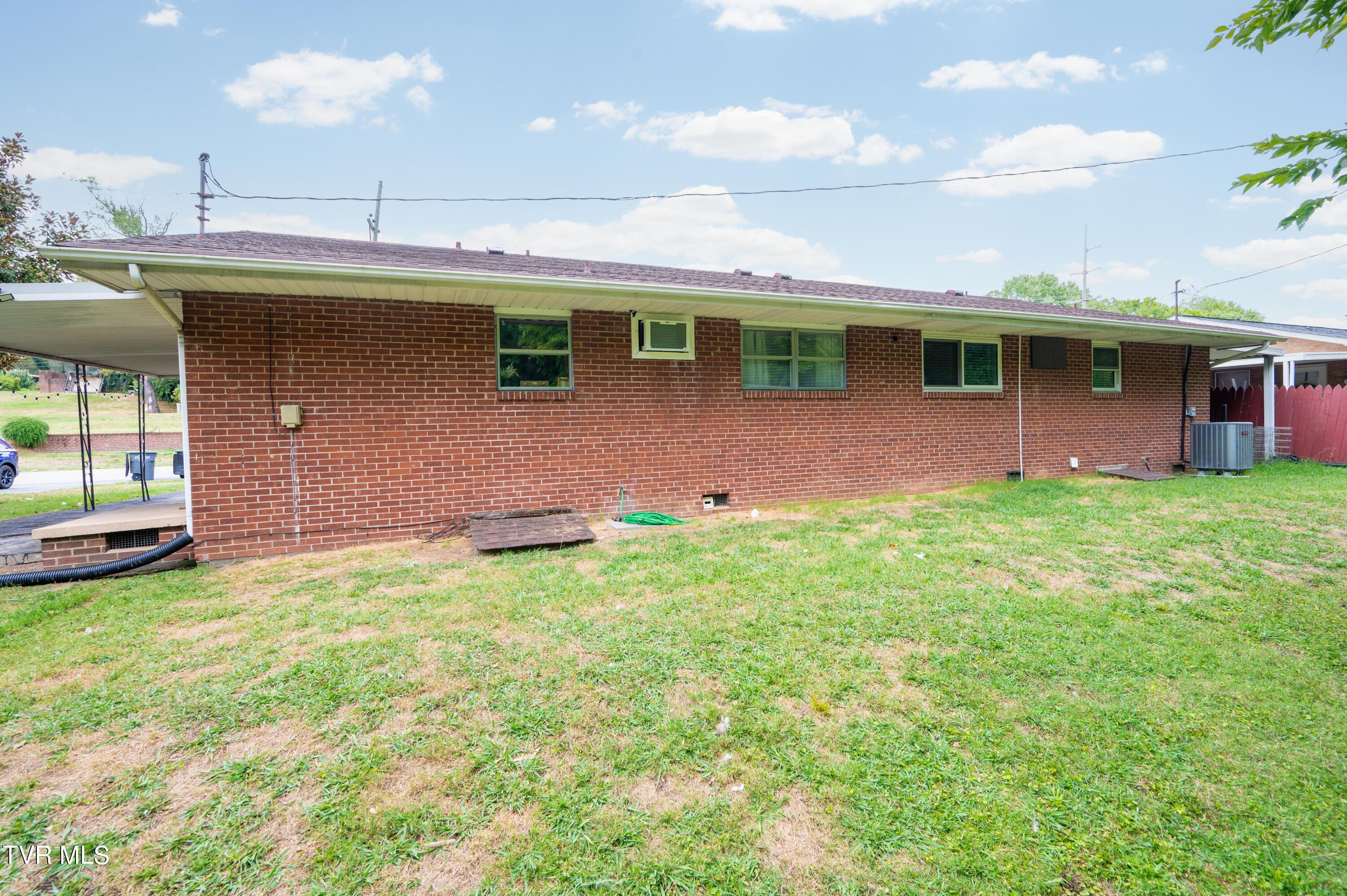 611 Lovedale Drive