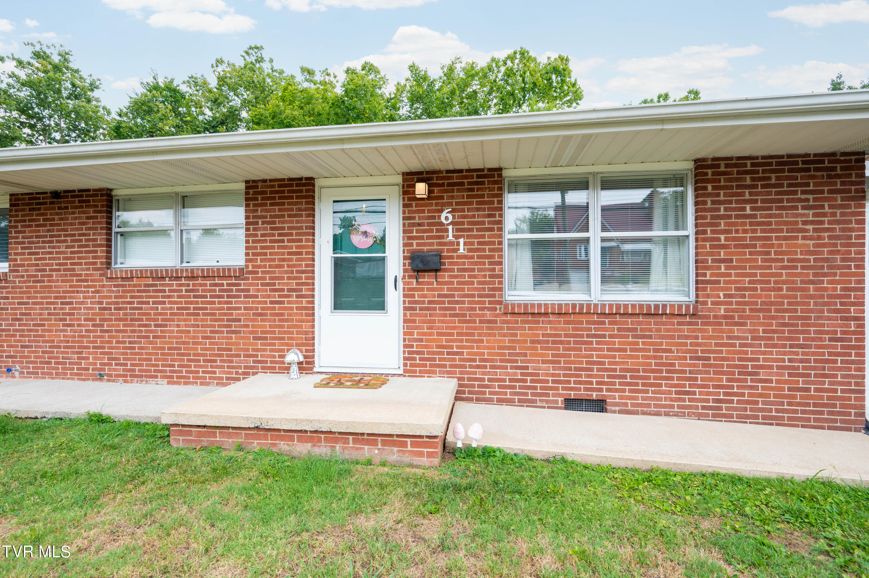611 Lovedale Drive