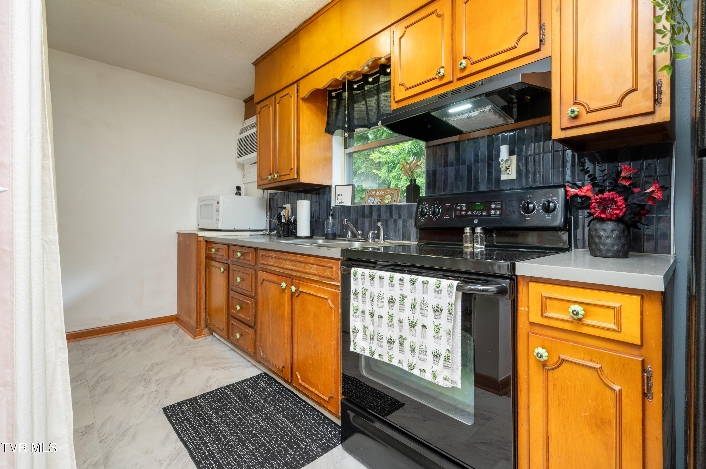 611 Lovedale Drive