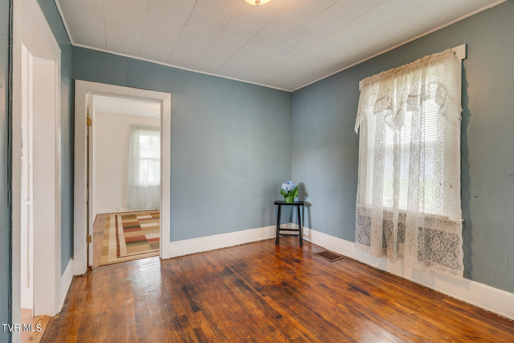 308 Highview Avenue