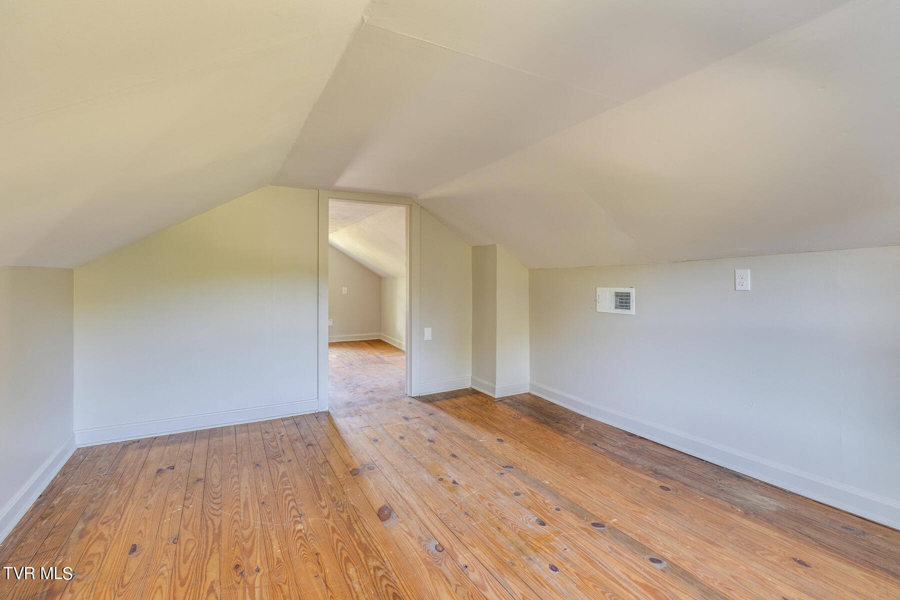 116 H Heaton Road